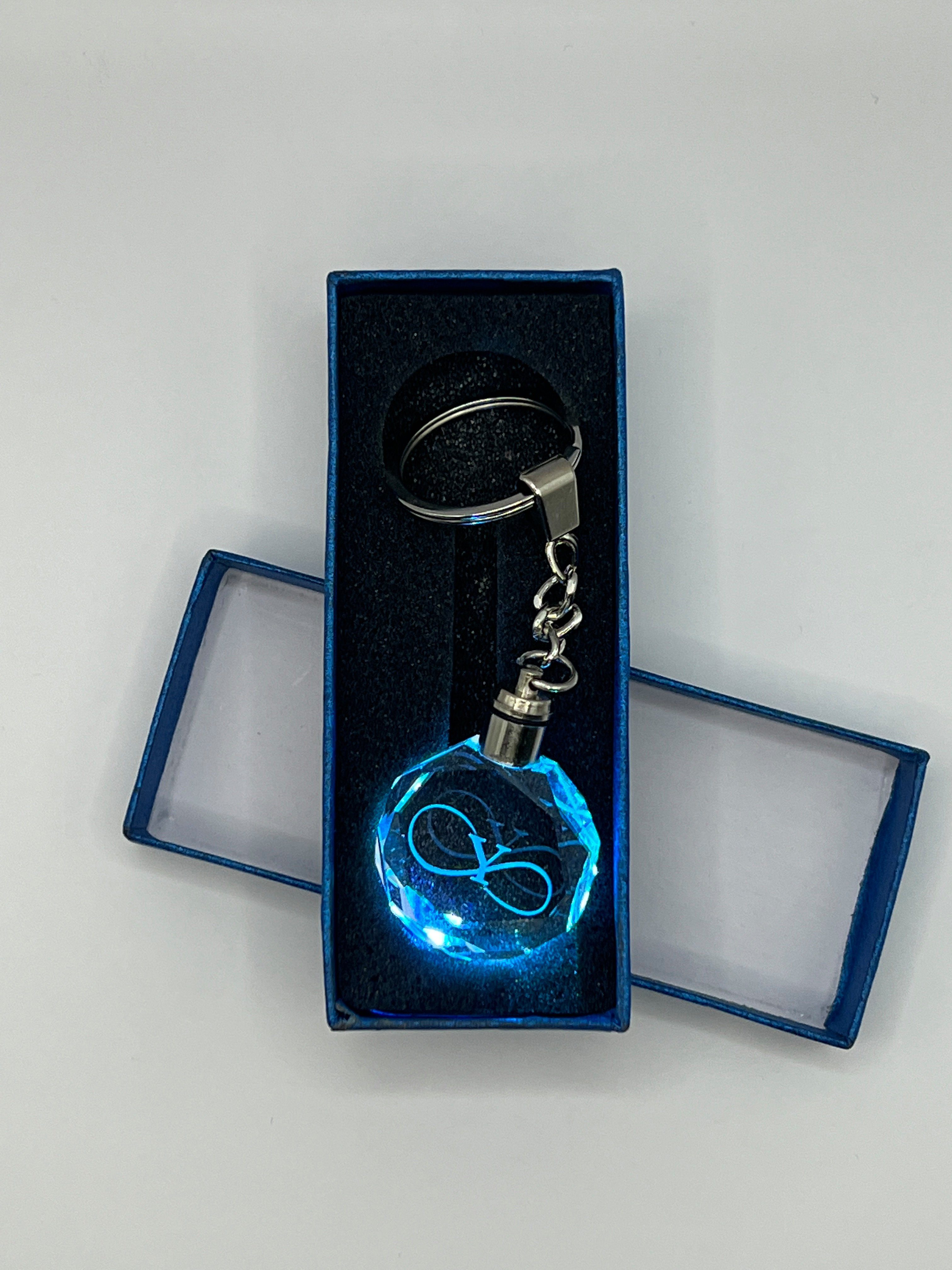 Stelby Schlüsselanhänger Unendlichkeitszeichen Schlüsselanhänger Y Multicolor mit Geschenkbox