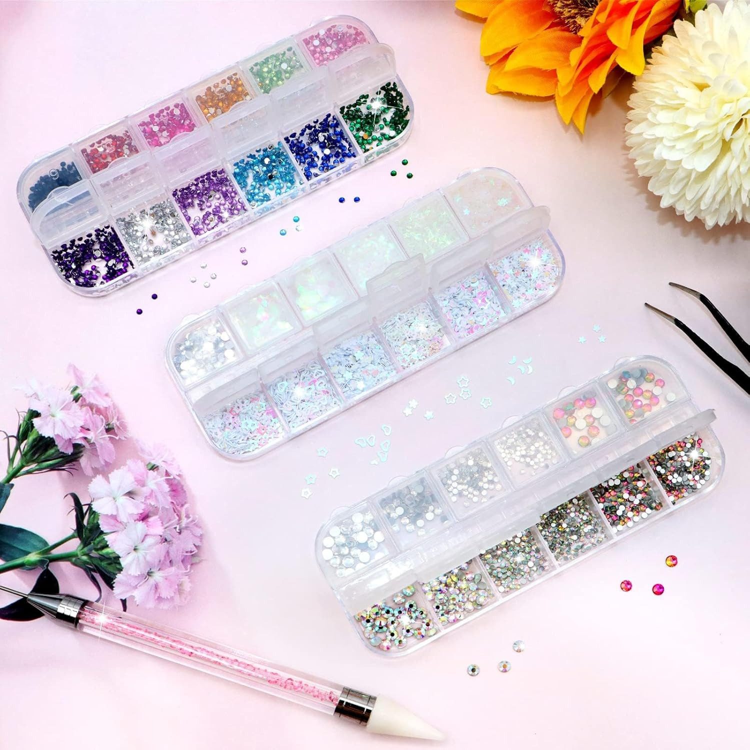 Refined Living Nageldesign Zubehör 4200 Strasssteine für Nägel Set mit Werkzeug – Kristall Nail Art Deko, 4200 Strasssteine in 6 Größen, Inkl. Wachsstift, Pinzette & Picker, für Nägel, Nagelglitzer, Pailletten, Nagelaufkleber mit Kristallen, Nagel-Edelsteinen, Diamanten für Nagelkunst DIY Nail Art, Nail Rhinestones Set, Nail Art Set, Nageldeko Set, Nailart Kristalle 5-tlg., Maniküre-Werkzeuge,Vielfältige Anwendungen,Kreative Geschenke, für Nail Art, DIY-Bastelprojekte,Teenager, Bastelfans, Nagelstudios