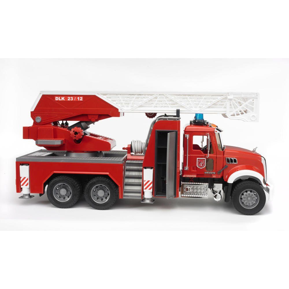 Spielzeug-Feuerwehr MACK Leiterwagen Granite Bruder®