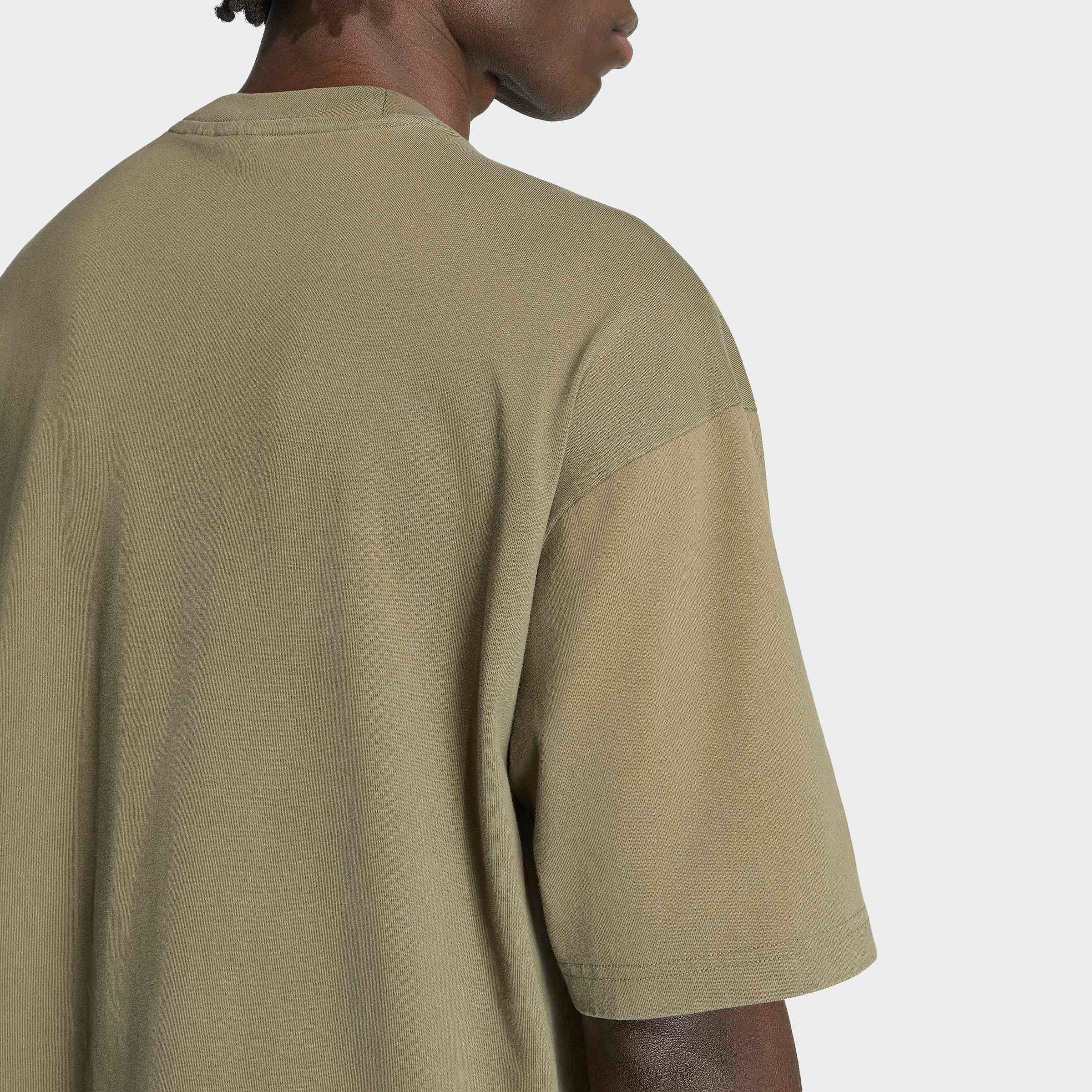 adidas Originals T-Shirt ELEVATED GFX mit regulärem Schnitt, ohne Verschluss, aus Single Jersey – Bild 4 von 5