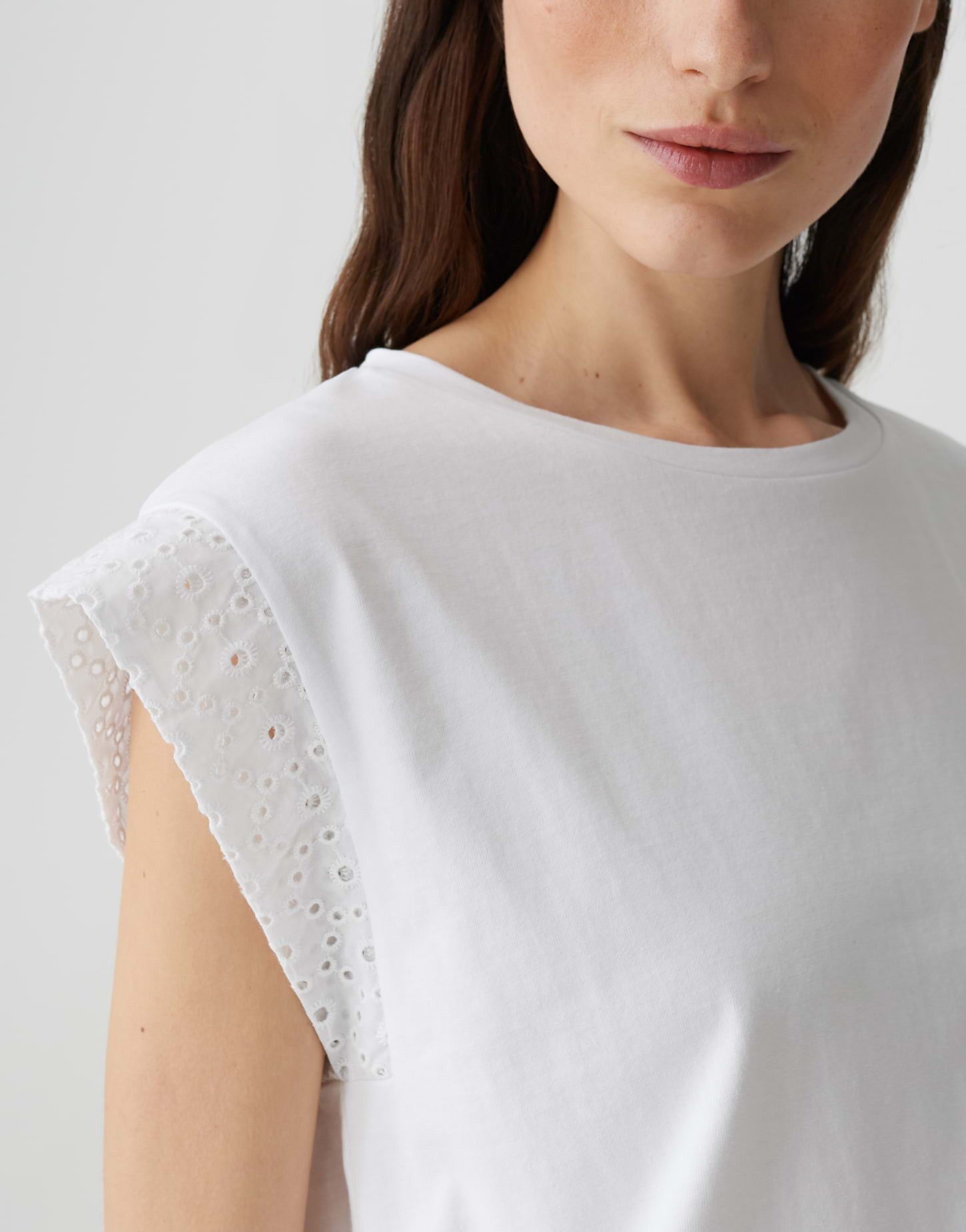 OPUS Kurzarmshirt SALLSO Regular mit dekorativer Lochspitze