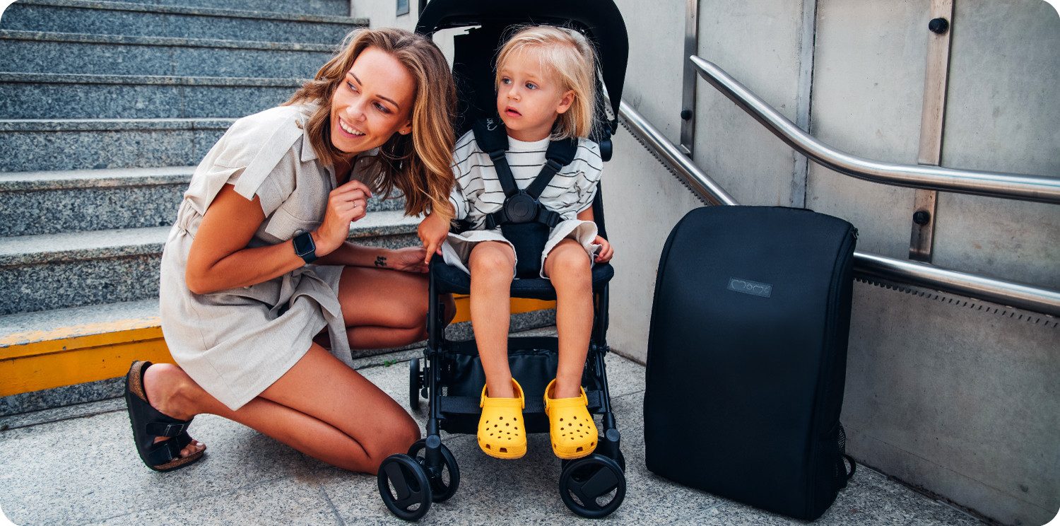 MoMi Kinder-Buggy Grace, mit Rucksack, Einhand-Faltsystem und Standfunktion