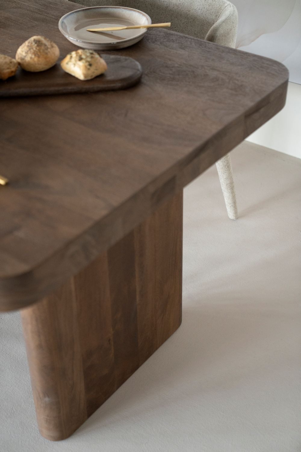 Maison ESTO Esstisch Esszimmertisch LINO aus Mangoholz massiv in 2 Größen, Tischplatte 7,5 cm stark
