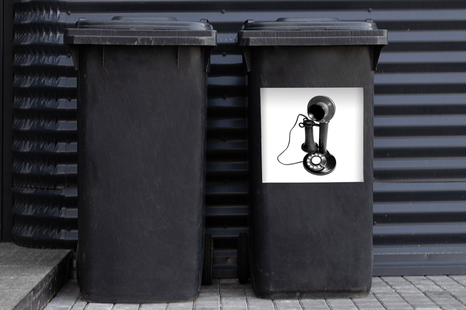 Container, schwarz Retro-Telefon und (1 Wandsticker Ein Mülleimer-aufkleber, Mülltonne, St), weiß - Abfalbehälter Sticker, MuchoWow