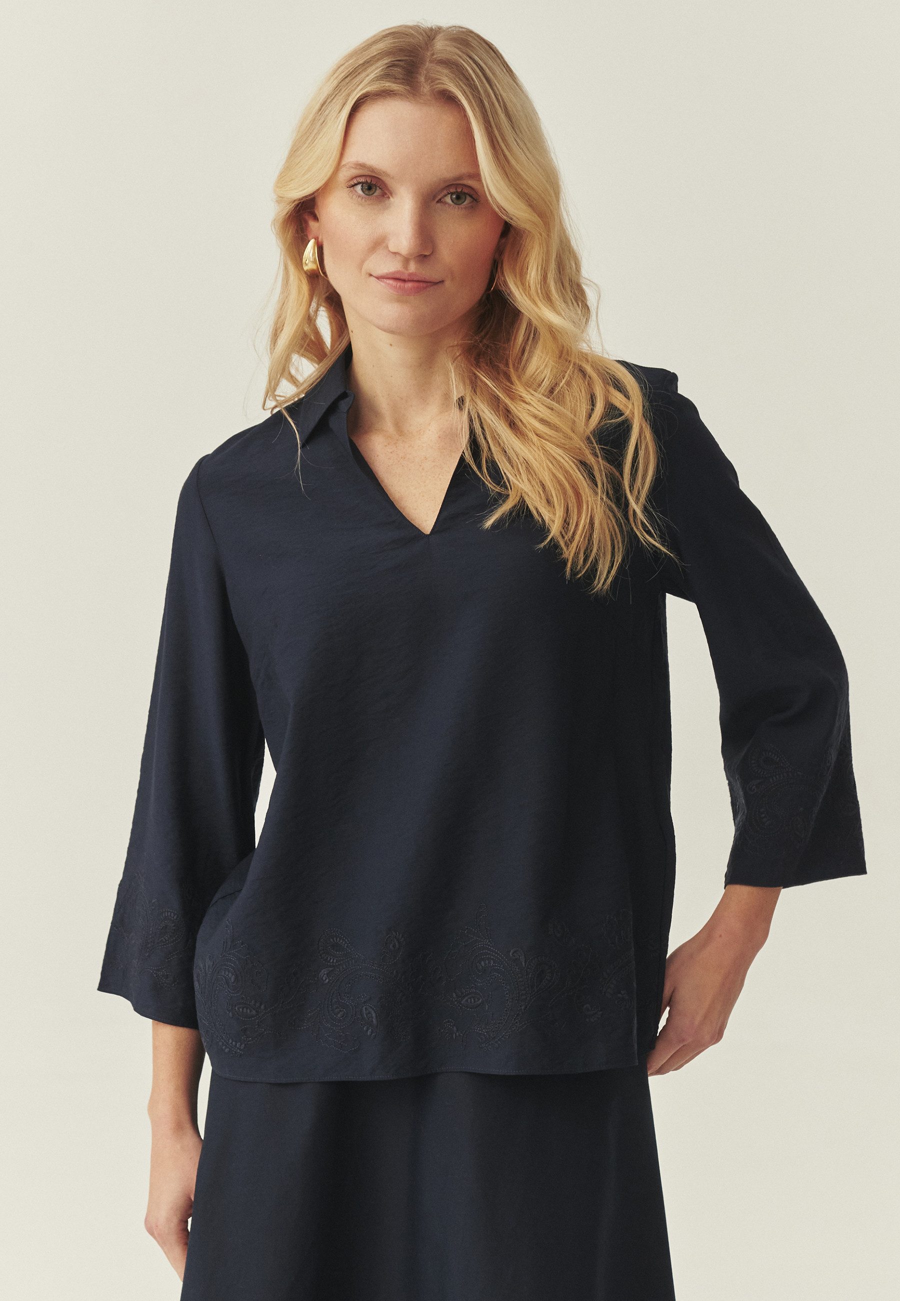 TATUUM Klassische Bluse Gewebte Bluse Mit Stickerei - Hatari