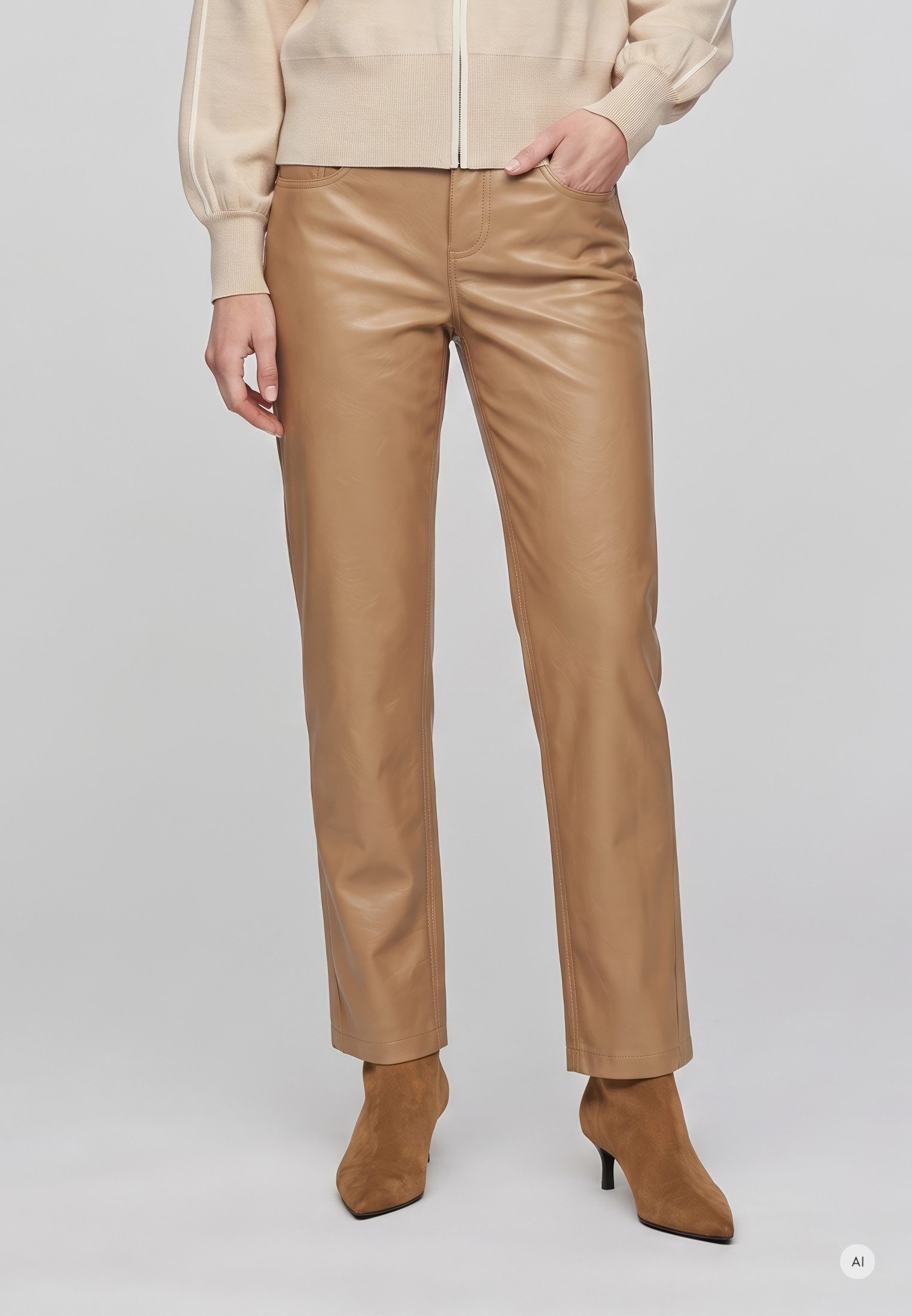 MARC AUREL Weite Jeans aus weichem Faux Leather