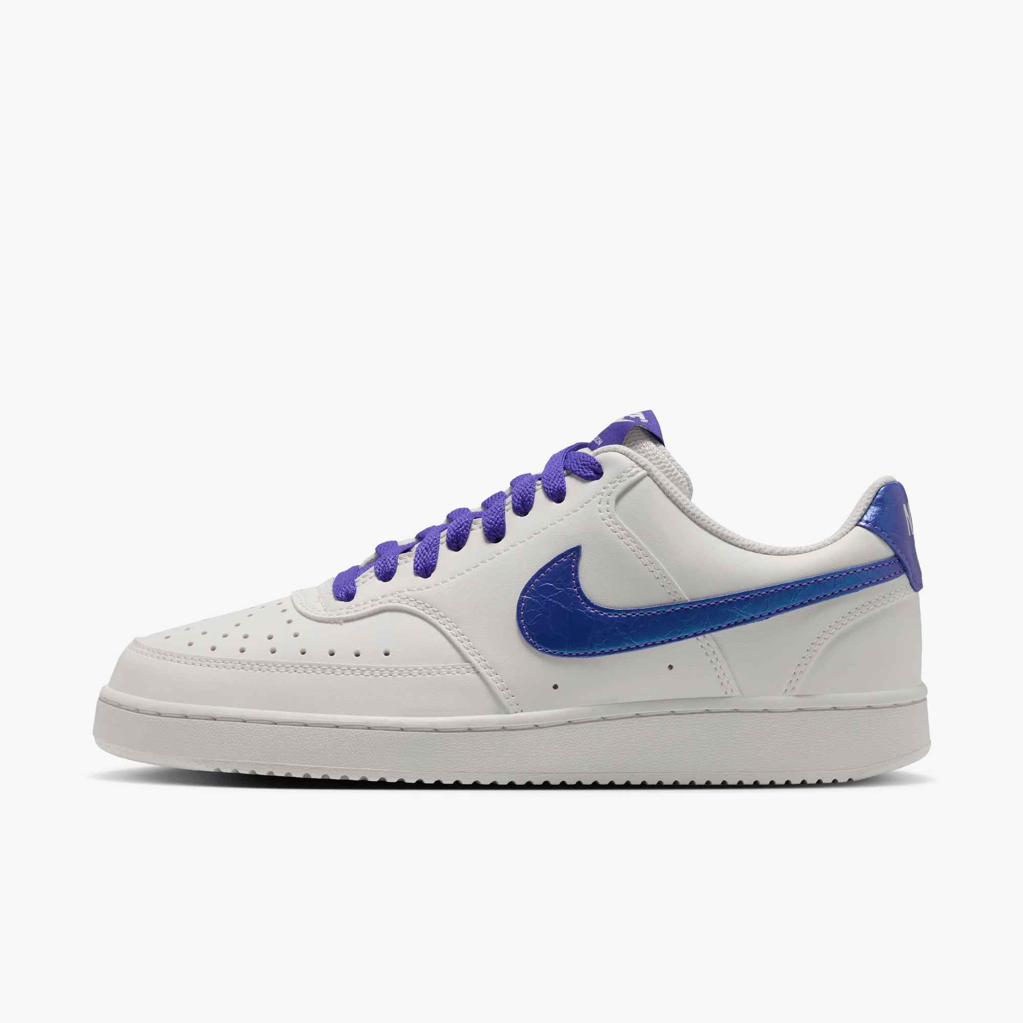 Nike Sportswear Court Vision Low SE Sneaker Design auf den Spuren des Air Force 1
