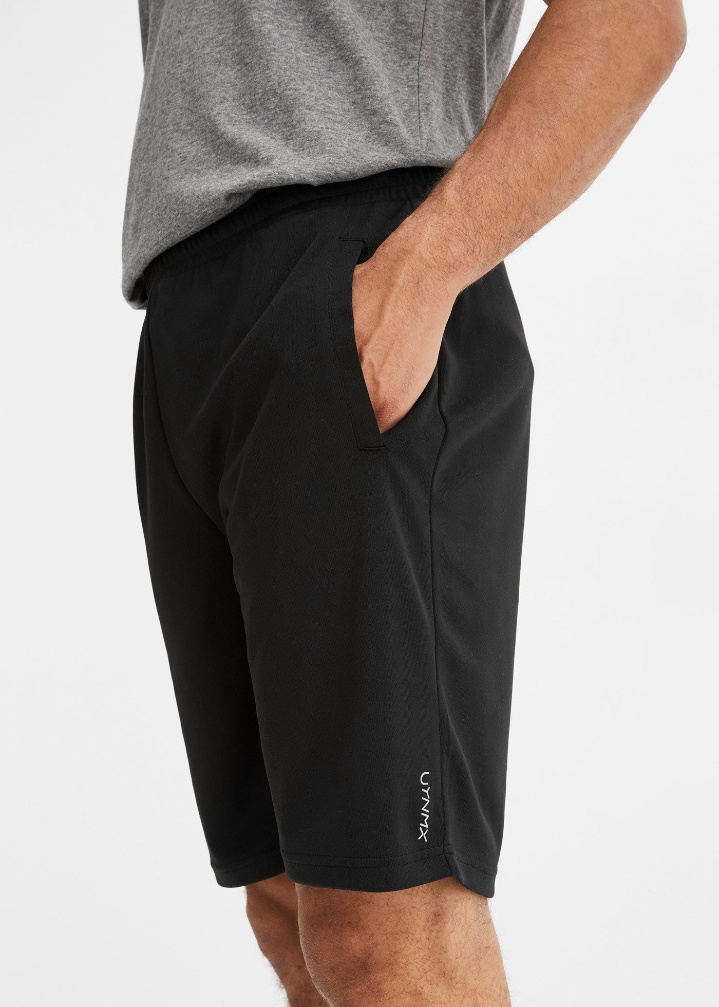 bonprix Shorts aus Polyester, schnelltrocknend, Regular Fit