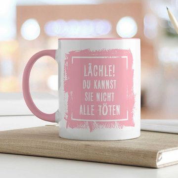 GRAVURZEILE Tasse mit Spruch - "Lächle! Du kannst sie nicht alle töten", Keramik, Farbe: Rosa