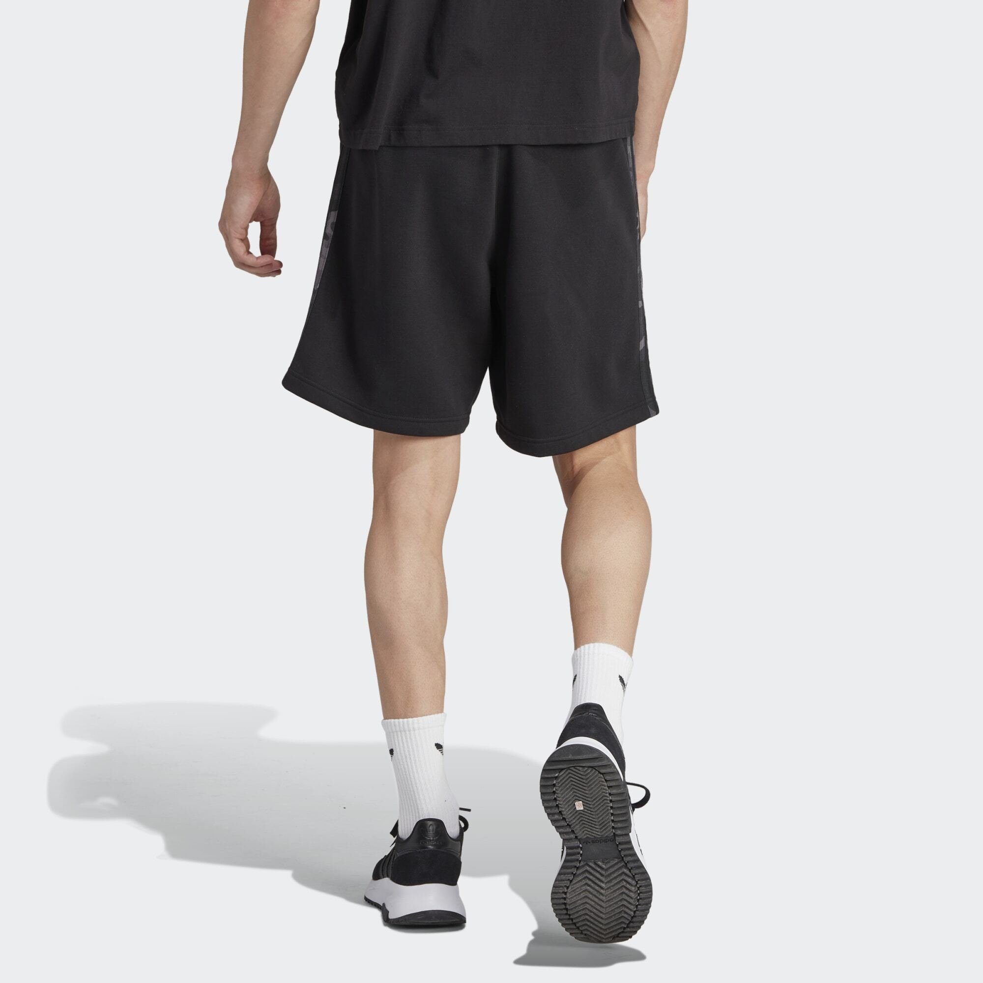 STRIPE adidas SHORTS Shorts GRAPHICS Black CAMO Originals