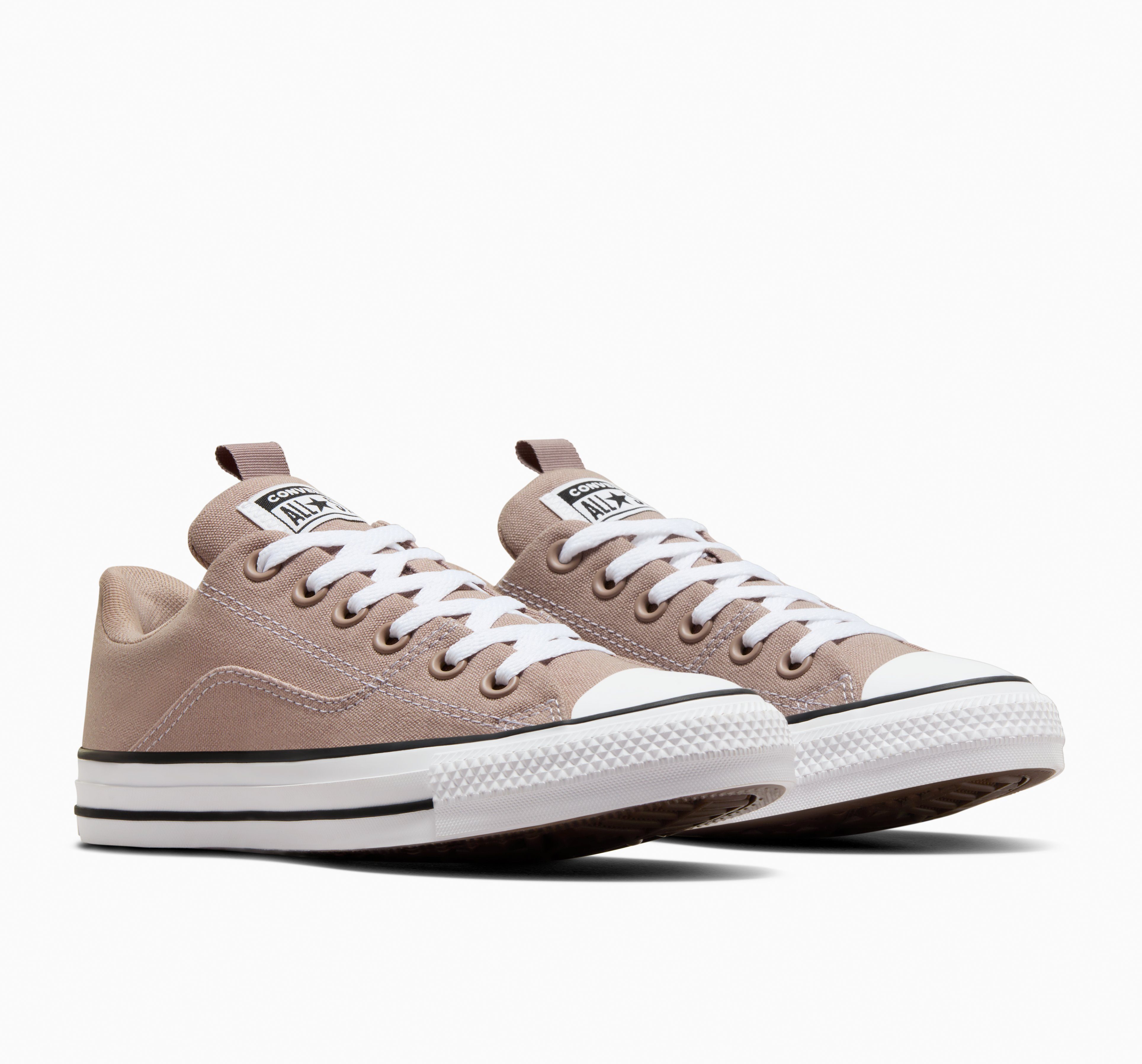Converse Chuck Taylor All Star Rave Ox Sneaker – VNMNM