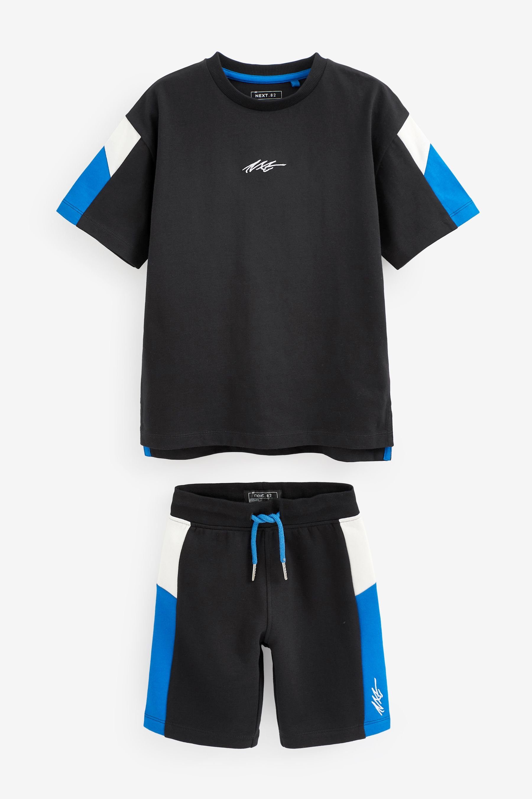 Next T-Shirt & Shorts T-Shirt und (2-tlg) Kurzärmeliges Set im Shorts