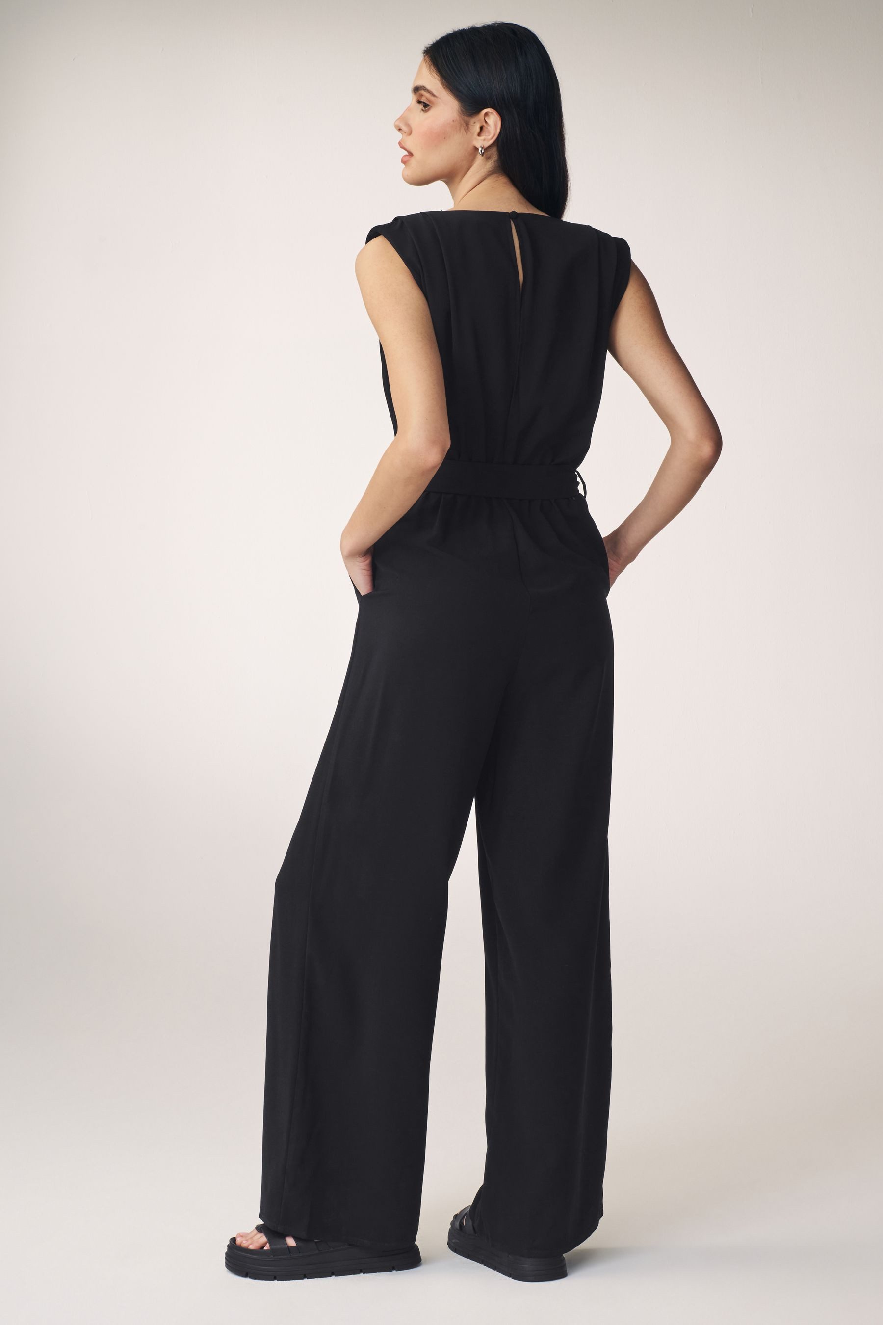 Next Jumpsuit Overall mit Wasserfallausschnitt, Petite günstig online kaufen