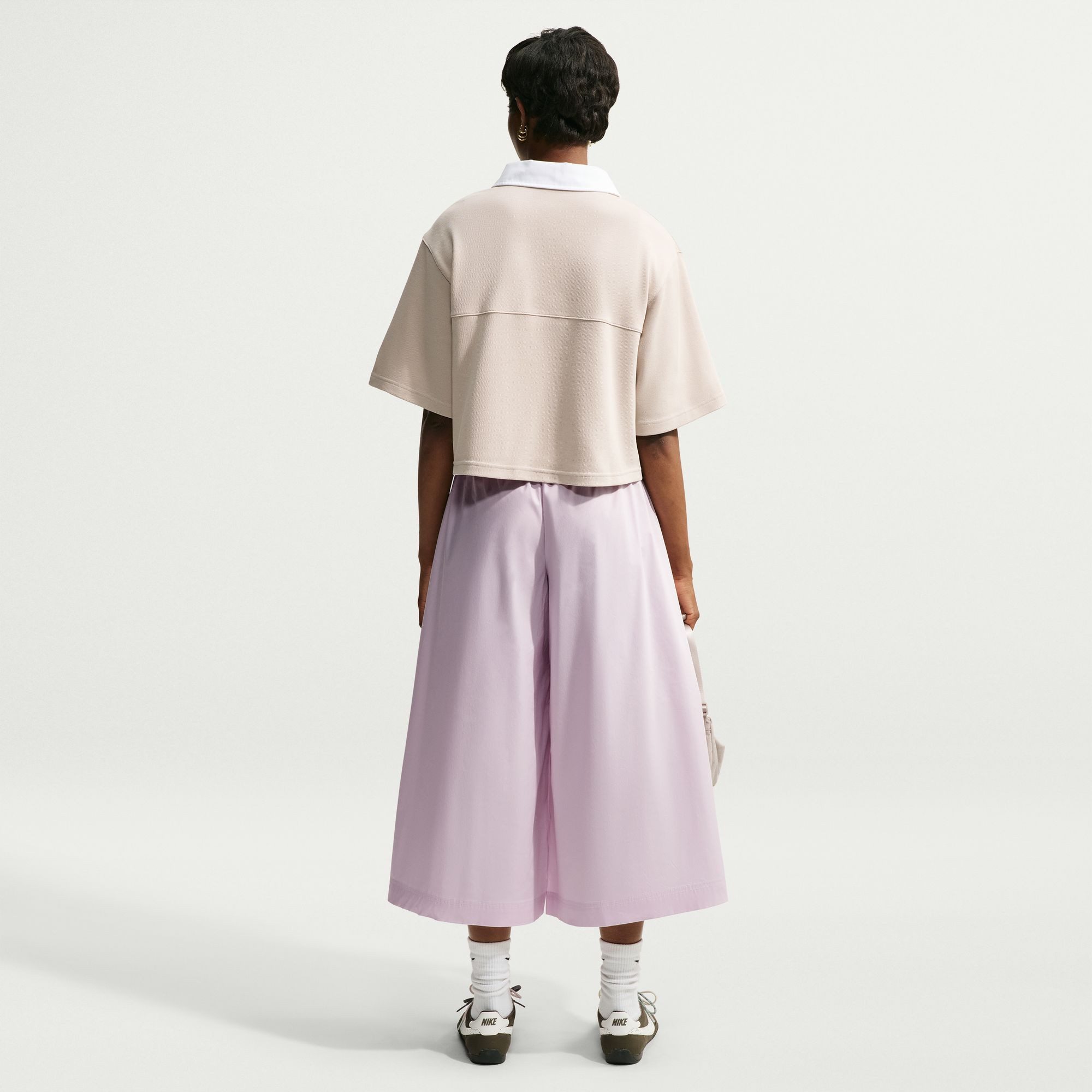 Nike Sportswear 3/4-Hose Nike Women's Poplin Culottes 3/4-Hose, aus Baumwolle, Nylon und Elasthan