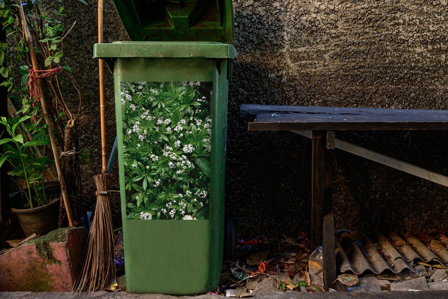 des Container, Mülltonne, Blätter Sticker, Abfalbehälter Waldmeisters MuchoWow Mülleimer-aufkleber, Wandsticker Grüne (1 St),