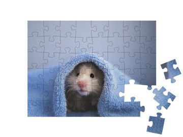 puzzleYOU Puzzle Ein Hamster in einem kuscheligen blauen Handtuch, 48 Puzzleteile, puzzleYOU-Kollektionen Hamster, Insekten & Kleintiere