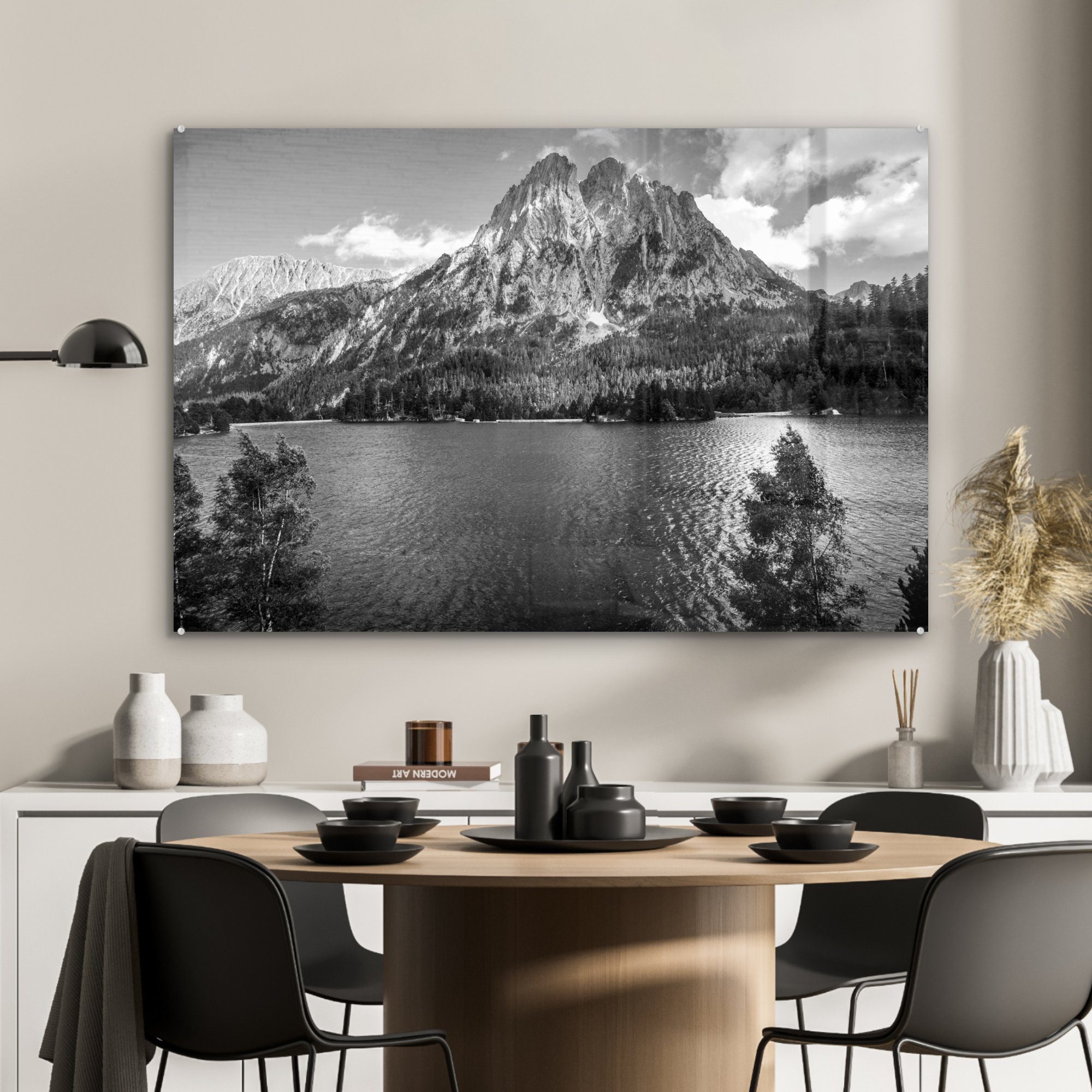 in & Acrylglasbild großer schwarz See Acrylglasbilder - (1 Schlafzimmer Europa MuchoWow Ein St), weiß, Wohnzimmer Pyrenäen-Nationalpark und im