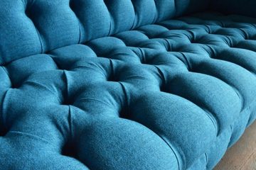 JVmoebel Chesterfield-Sofa Blau Chesterfield Textil Couch Klassische Sofa Sitz Polster Stoff, Die Rückenlehne mit Knöpfen.
