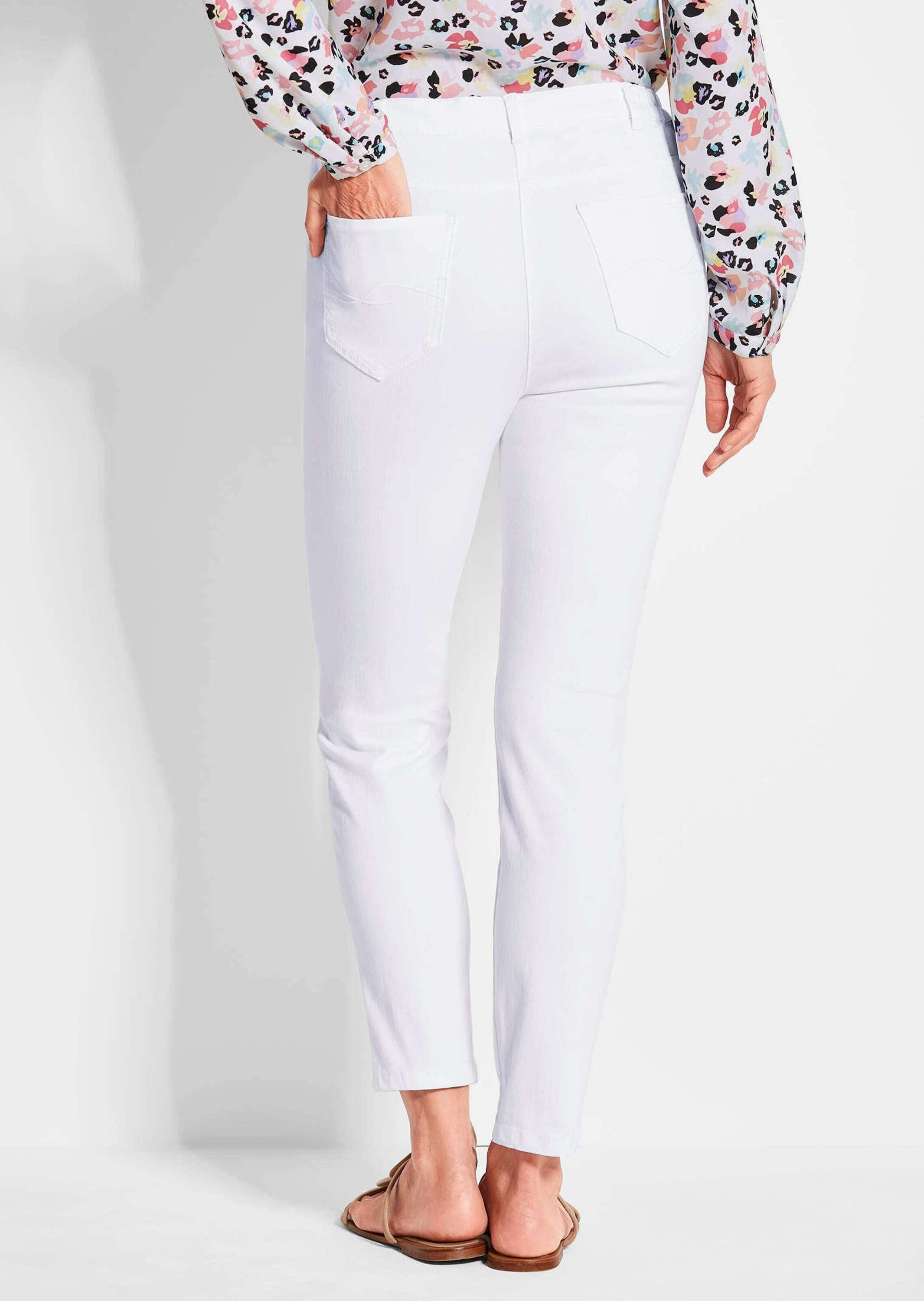GOLDNER 7/8-Hose Kurzgröße: Slim Fit Jeans BELLA mit Dehnbund Elegante Damenhose mit Formbund und dekorativem Details – Bild 3 von 5