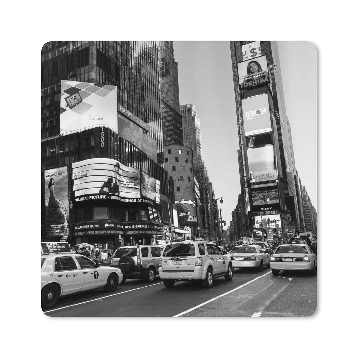 MuchoWow Gaming Mauspad Taxis am Times Square - schwarz und weiß (1-St), Gaming, Rutschfester Unterseite, Mausunterlage, 80x80 cm, XXL, Großes