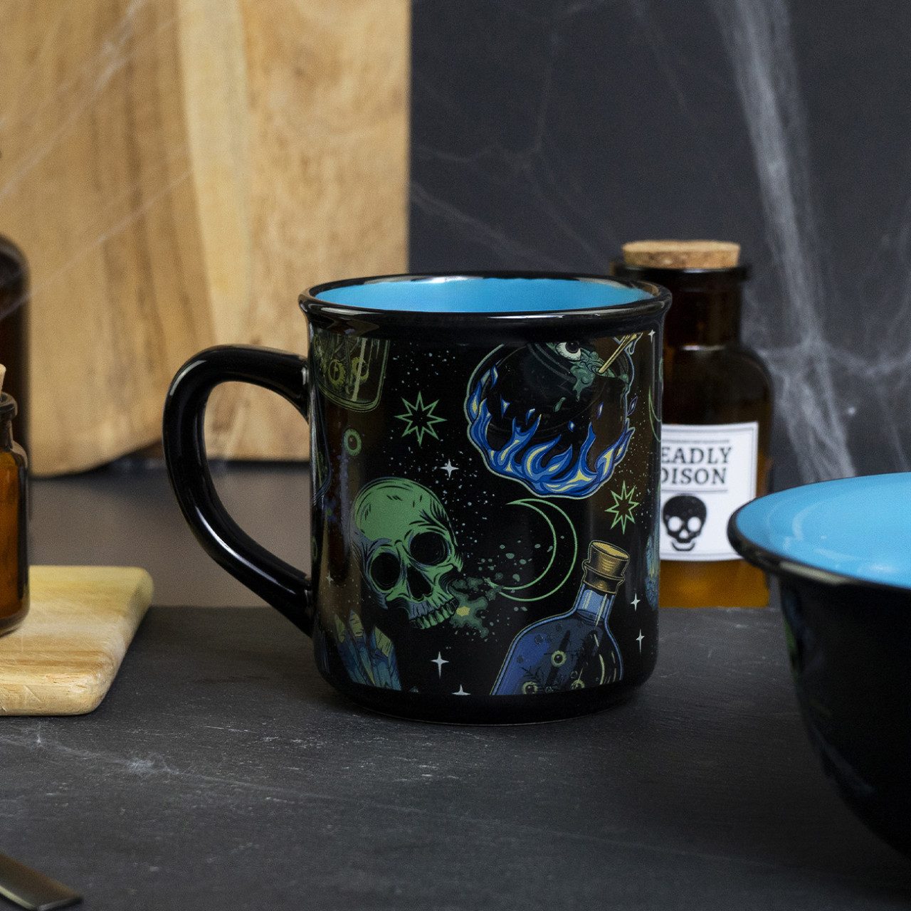 Geda Labels GmbH Tasse Skull Witchcraft Emaille-Optik 400ml, 1-tlg., Keramik, Schwarz, 400ml, spülmaschinengeeignet