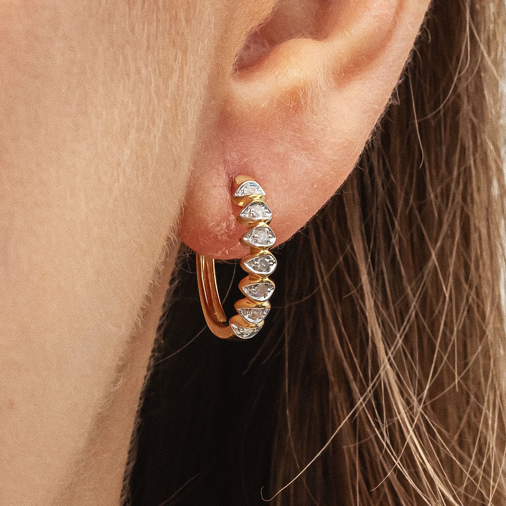 Diamonds by Ellen K. Paar Creolen Gold 375 zweifarbig mit 14x Diamant zus. 0,10ct.