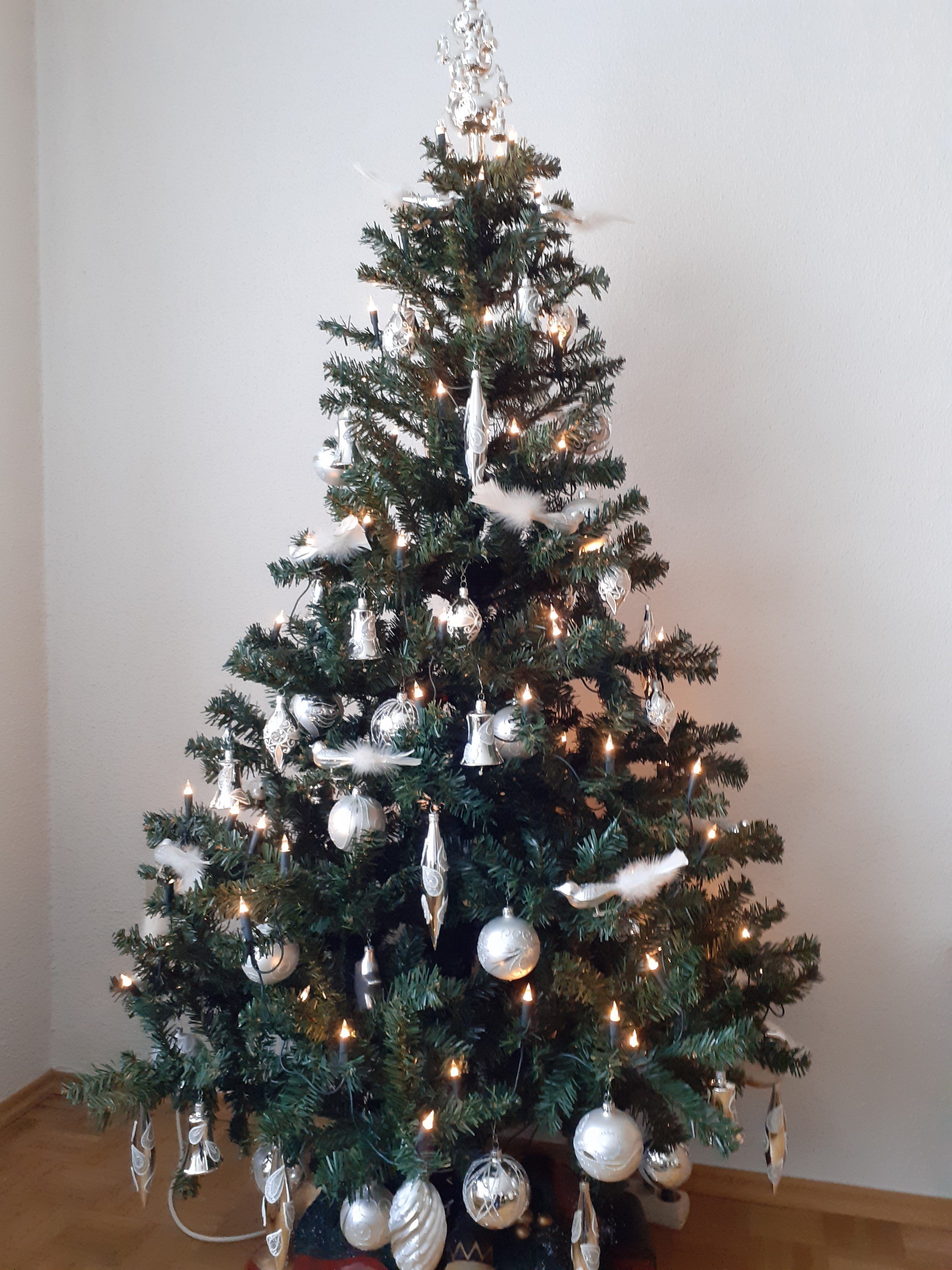 Künstlicher Weihnachtsbaum Christbaum Tannenbaum Tanne Baum 120/150/180/210cm DE 