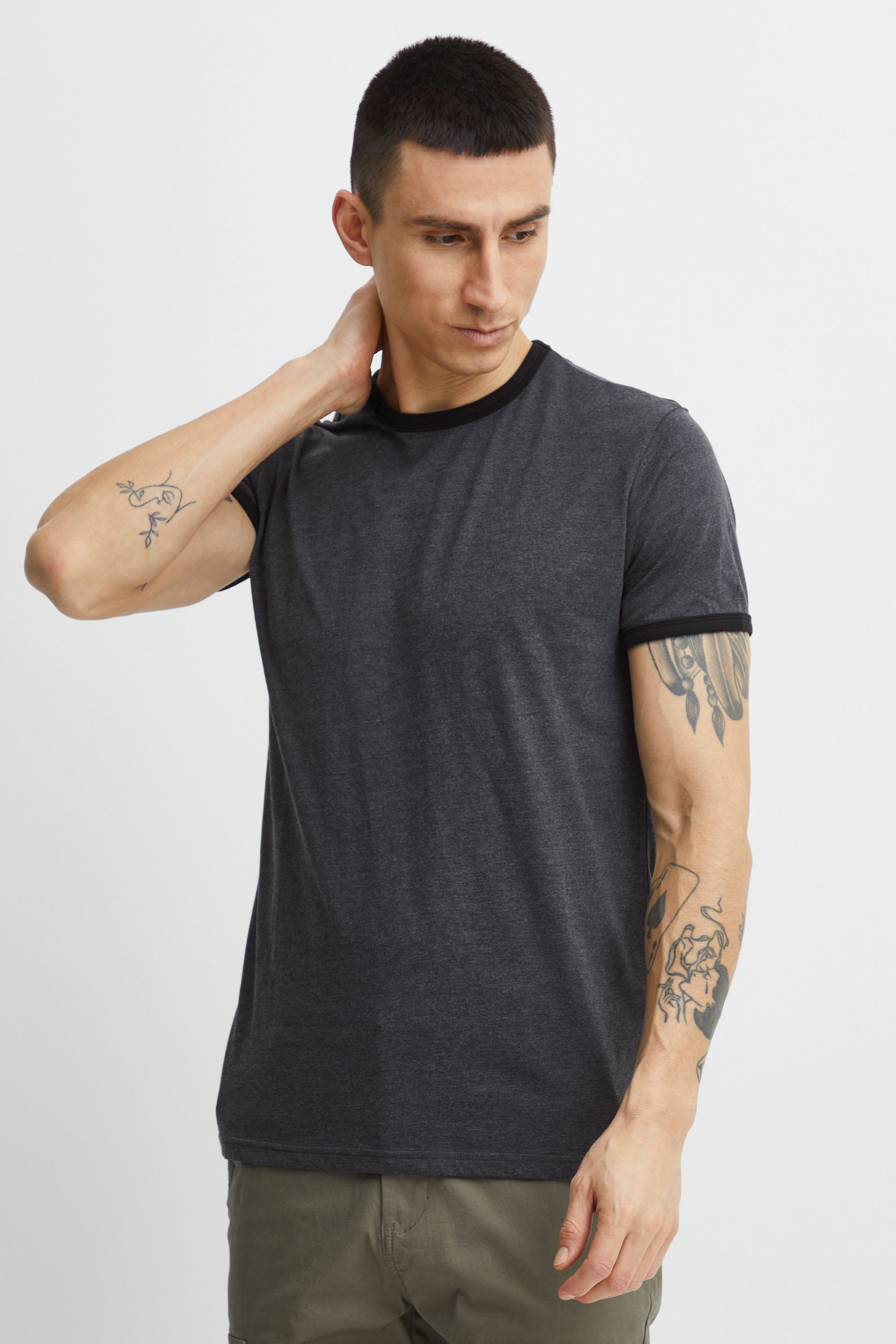 !Solid Rundhalsshirt SDManoldo T-Shirt mit farblich abgesetztem Kragen und Ärmelsaum