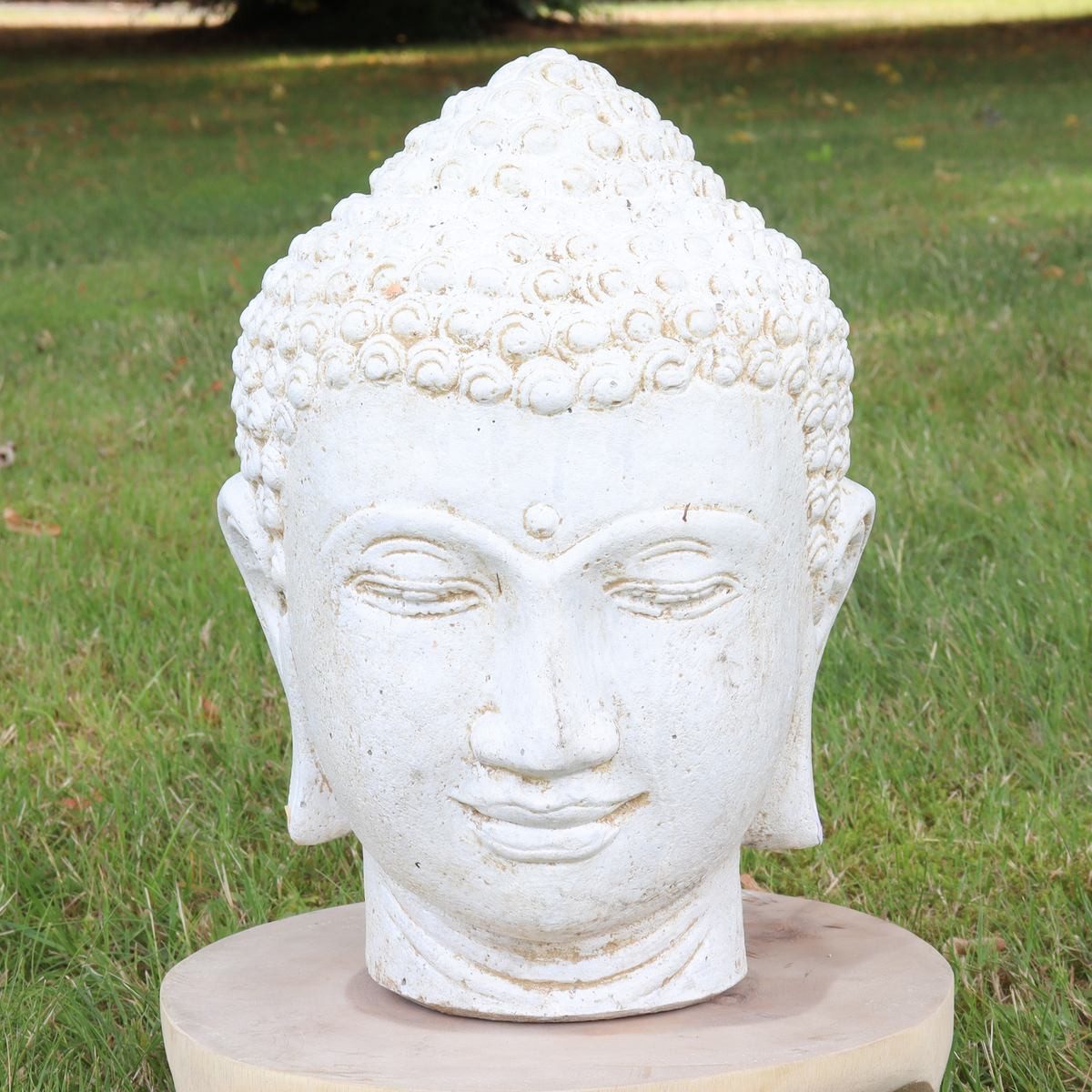 Oriental Galerie Dekofigur Buddha Kopf Gartenfigur aus Lavastein Weiß 33 cm (1 St)