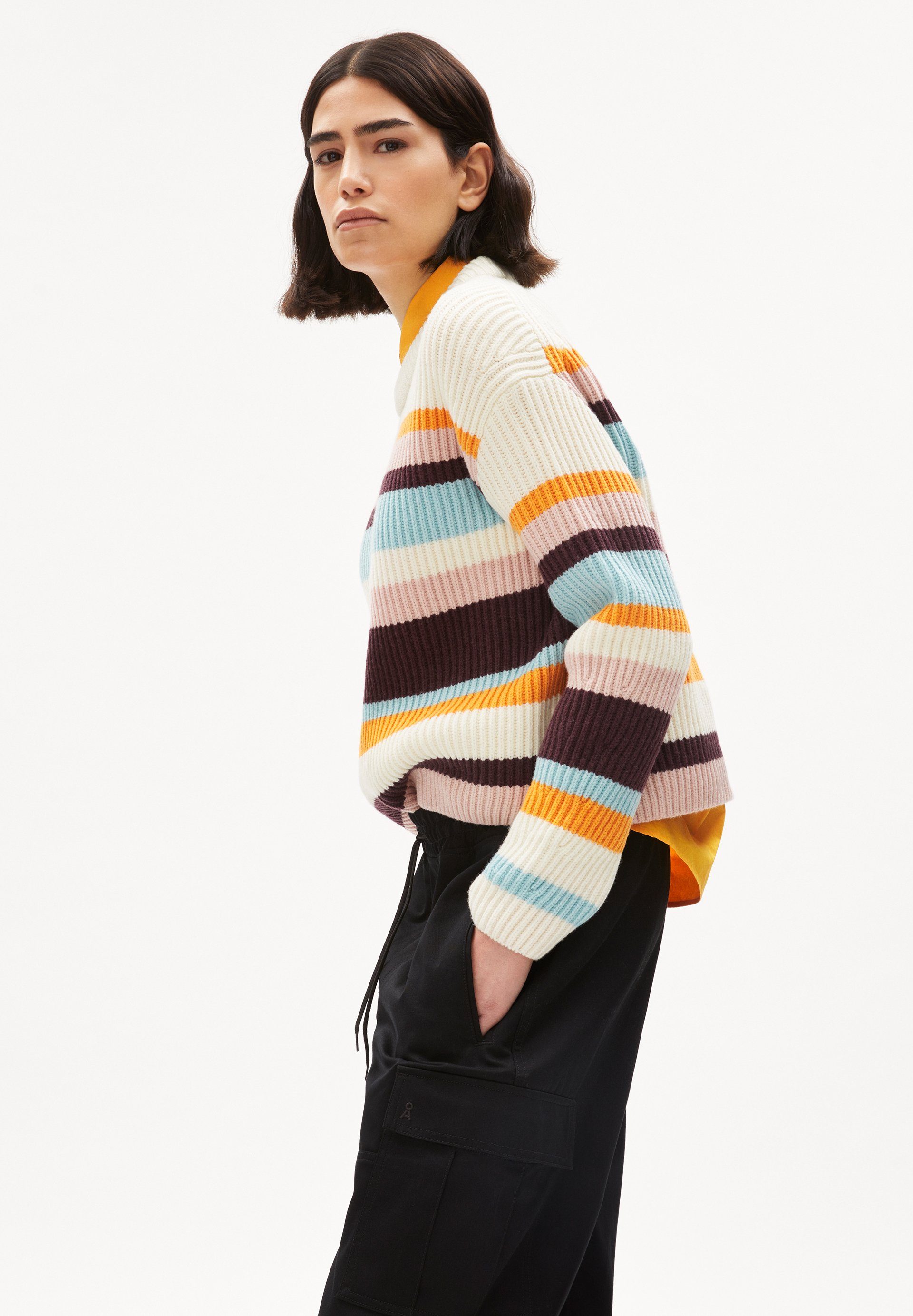 Strickpullover NAARUKO MULTICOLOR