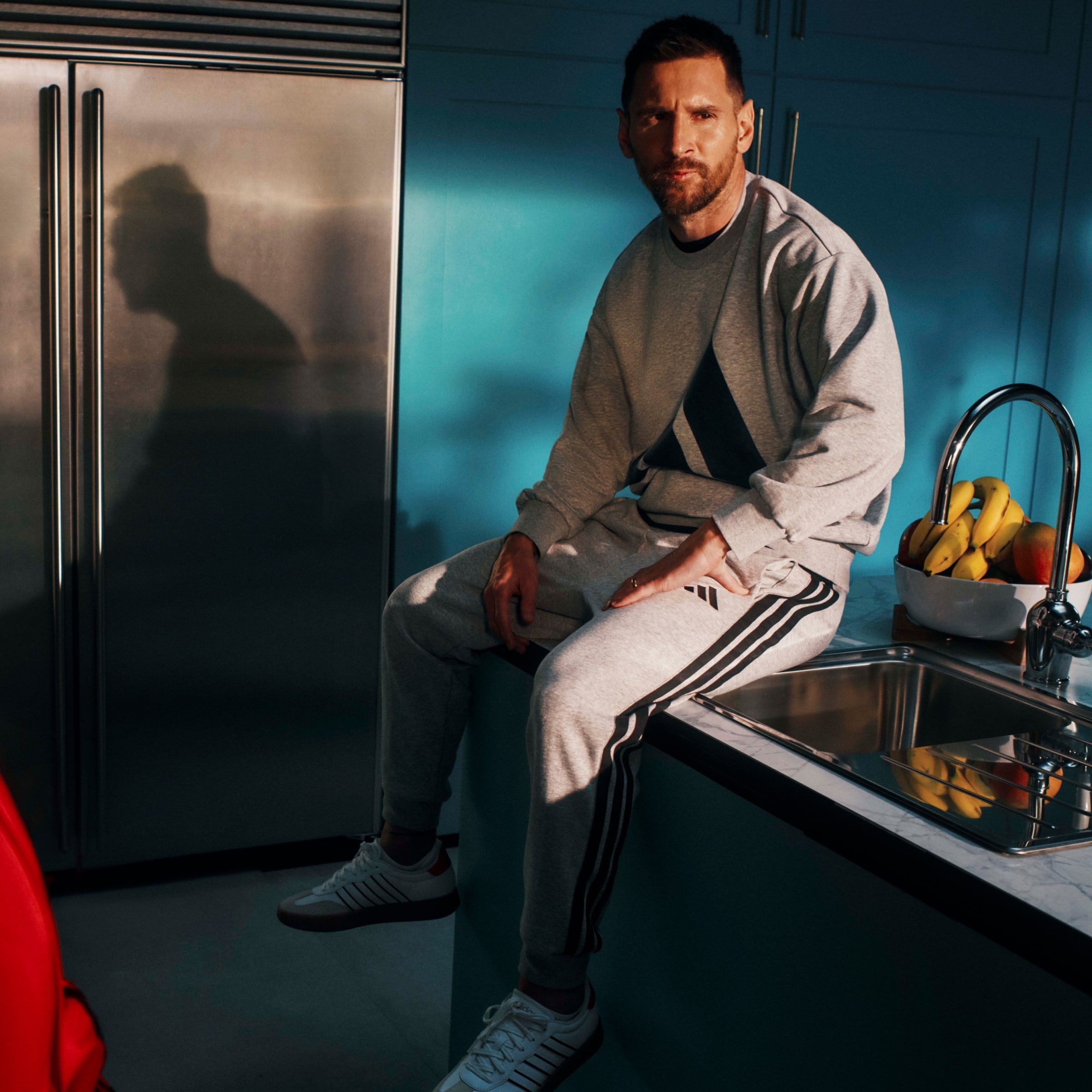adidas Sportswear Sporthose ESSENTIALS 3-STREIFEN FRENCH TERRY schmal zulaufende Beinform, für sportliche Aktivitäten
