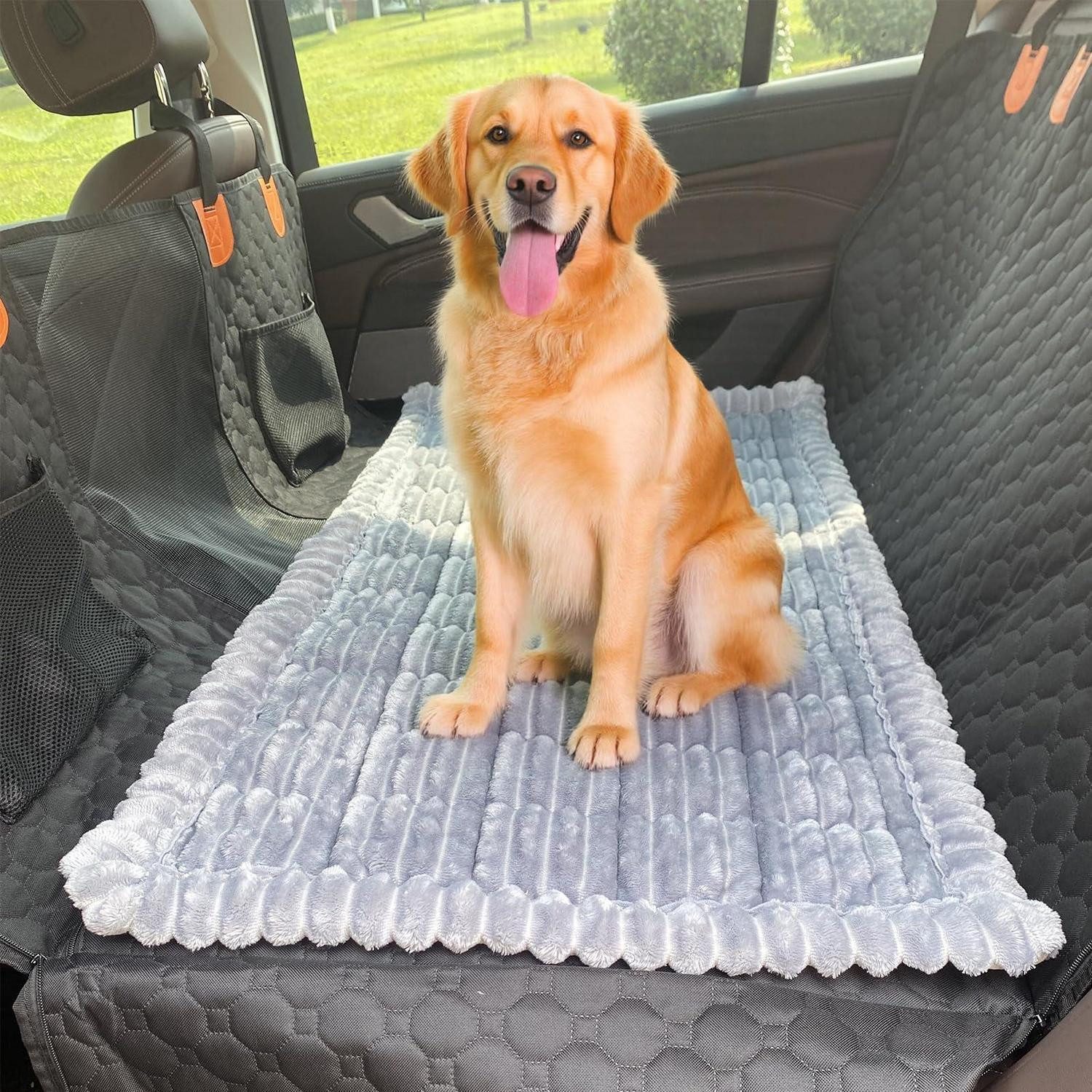 LuxusKollektion Tier-Autobett Hundebett Rücksitz 63x138cm Hellgrau