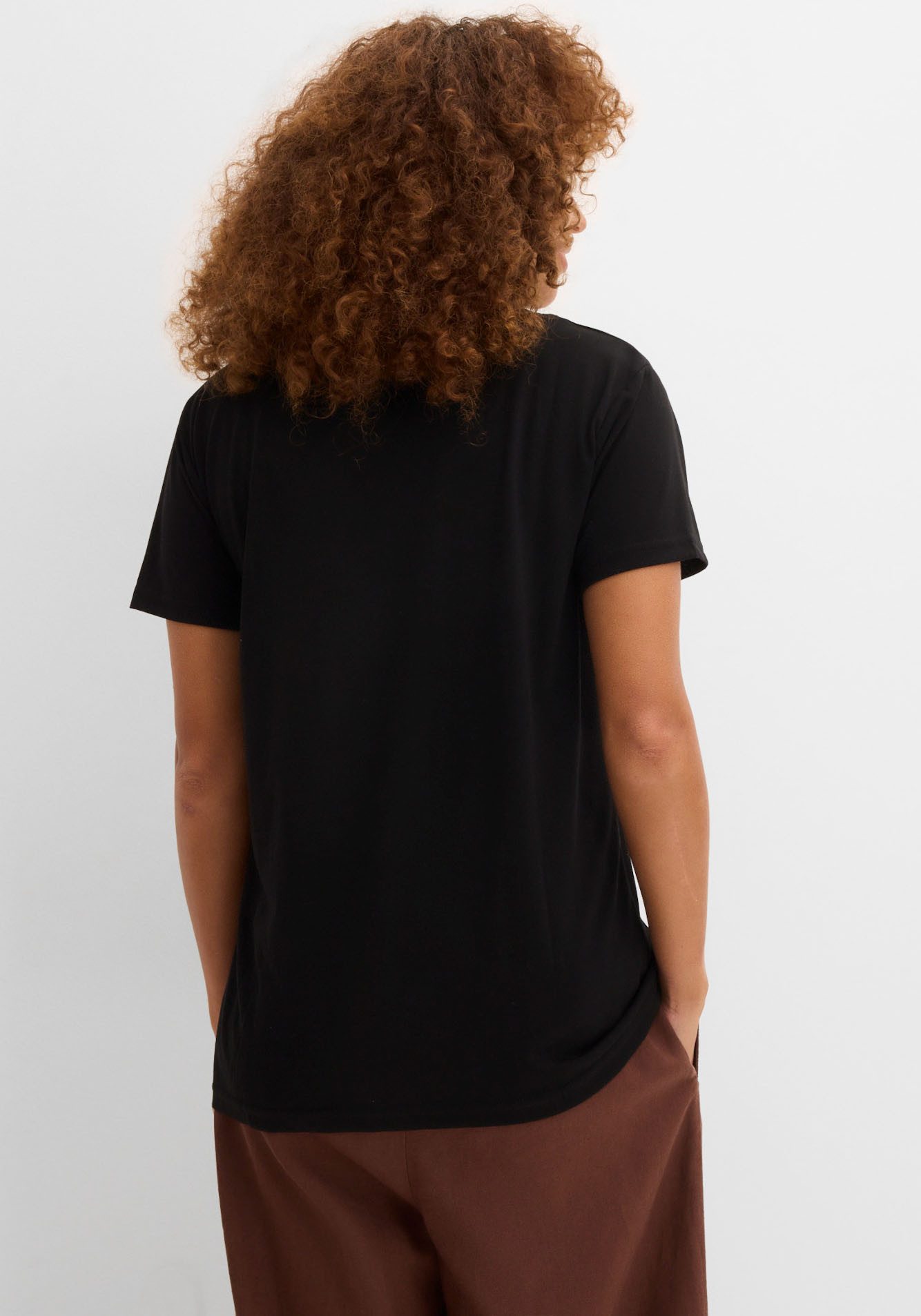 bonprix T-Shirt lockere Passform, Kurzarm-Design, V-Ausschnitt