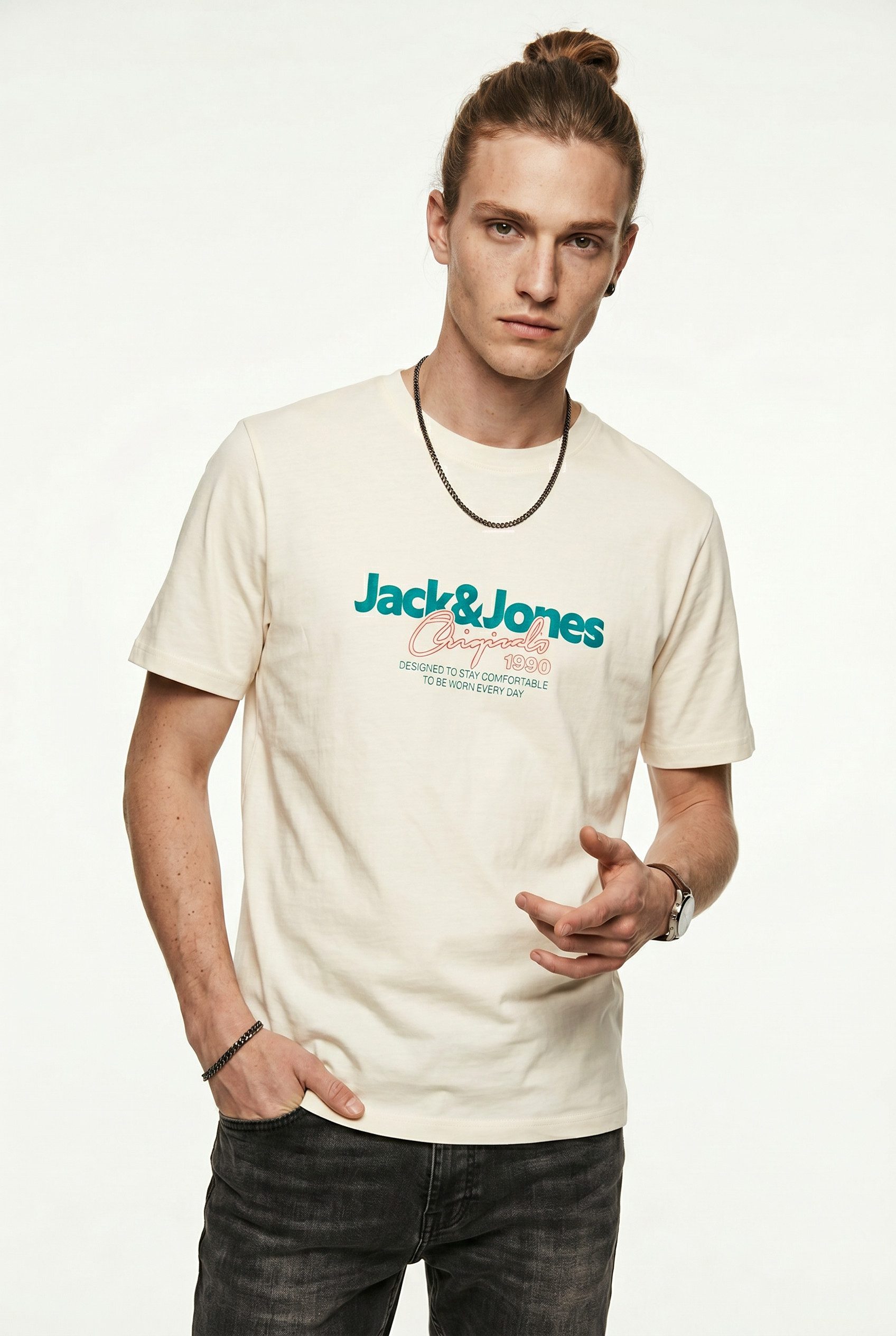 Jack & Jones T-Shirt JORCASSIS TEE SS CREW NECK FST mit Logo Schriftzug