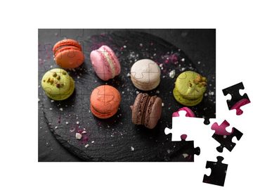 puzzleYOU Puzzle Französisches Dessert: bunte Macaron-Kuchen, 48 Puzzleteile, puzzleYOU-Kollektionen Kuchen, Essen und Trinken