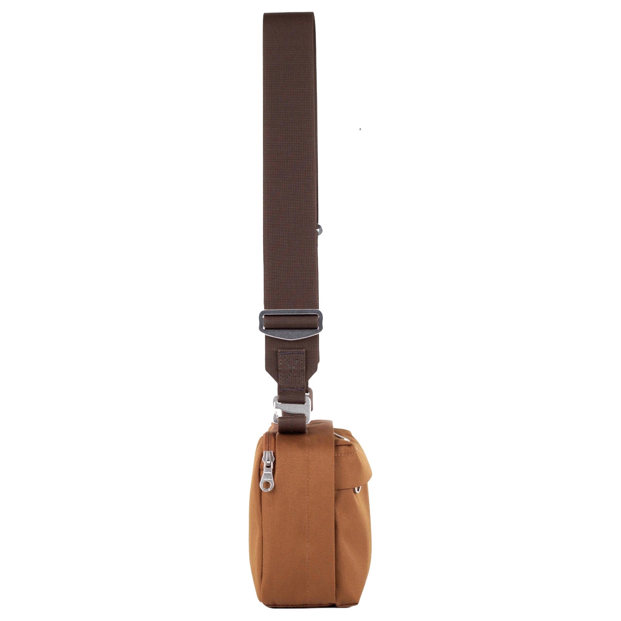 Sandqvist Umhängetasche GO Travel - Umhängetasche 22 cm (sepia brown)