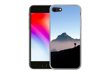 MuchoWow Handyhülle Alpen - Bergsteiger - Berg, Handyhülle Apple iPhone 7, Smartphone-Bumper, Print, Handy Schutzhülle