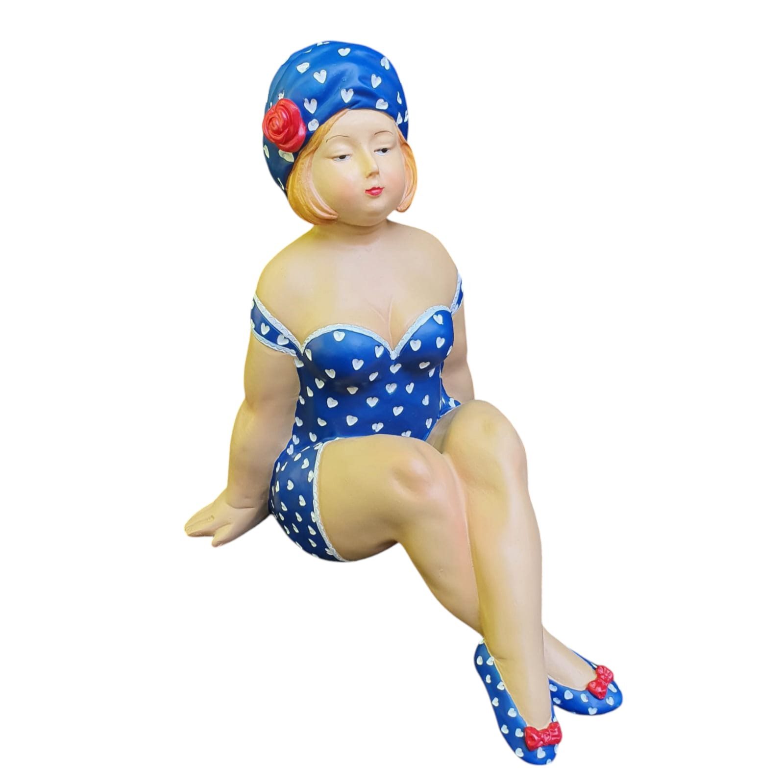 Aspinaworld Gartenfigur Badenixe Figur sitzend 20 cm blau mit Herzmuster – für Teichrand