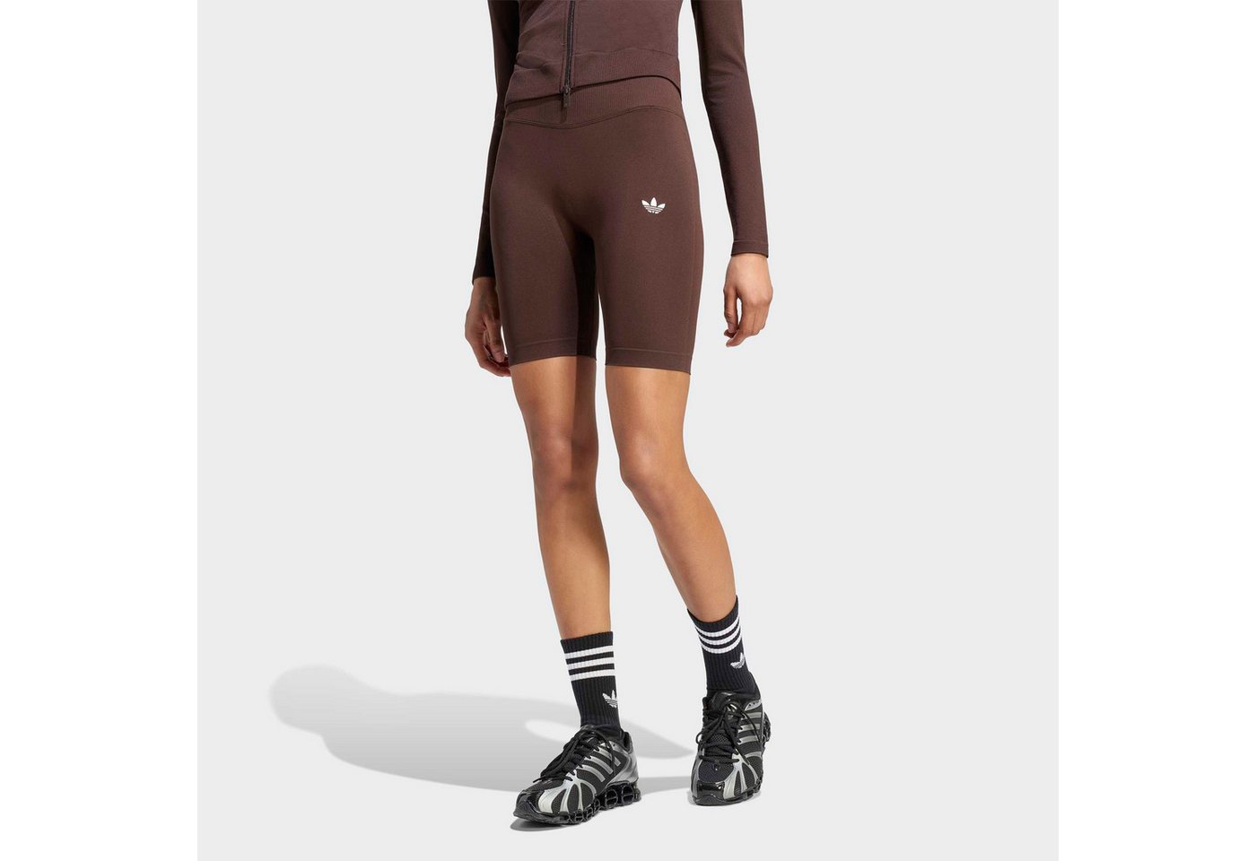 adidas Originals Shorts SEAMLESS nahtlose Konstruktion, ohne Verschluss, sportlicher Stil