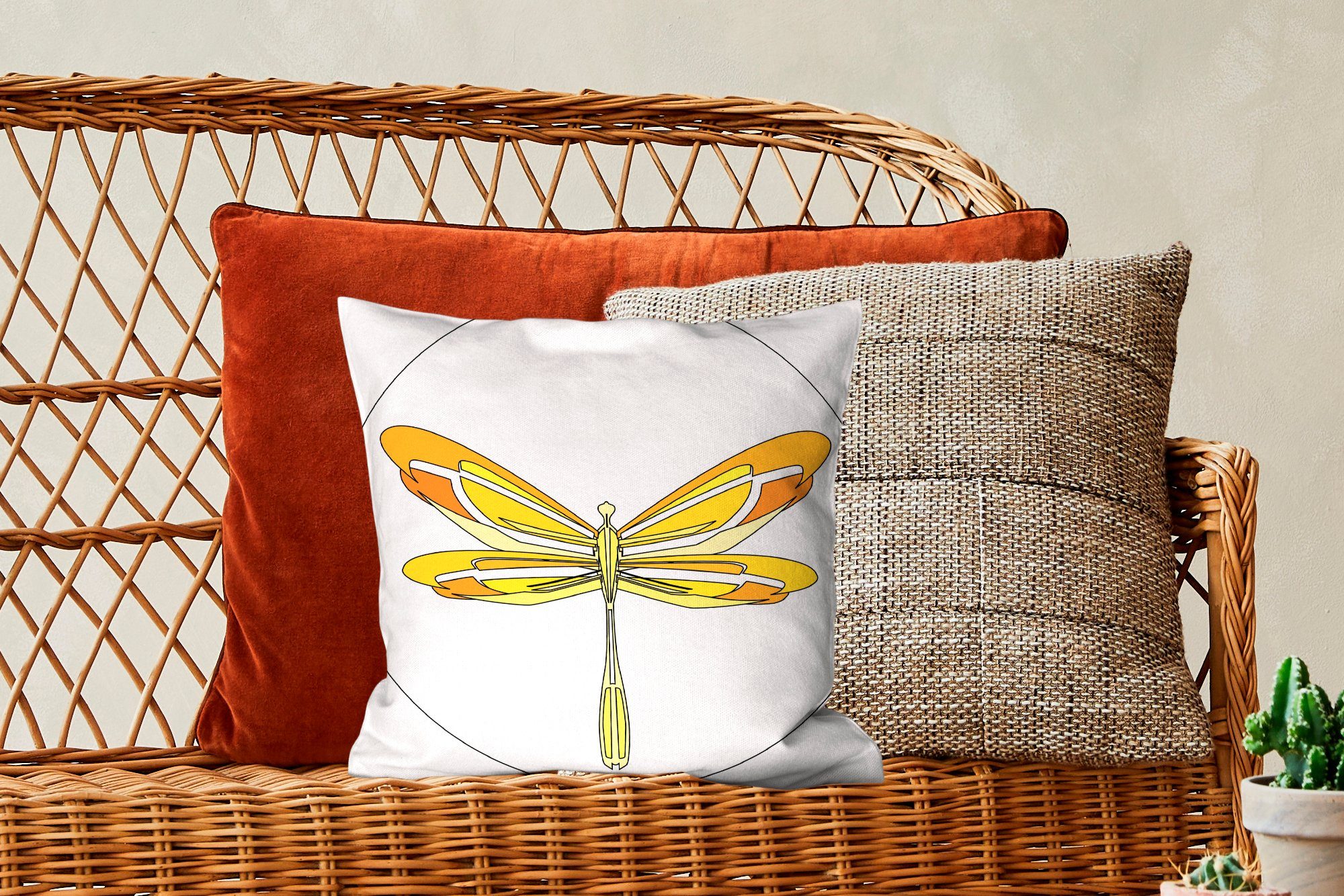 MuchoWow Dekokissen Eine Illustration einer Wohzimmer, Libelle, Zierkissen mit Sofakissen Deko, gelben für Füllung Schlafzimmer