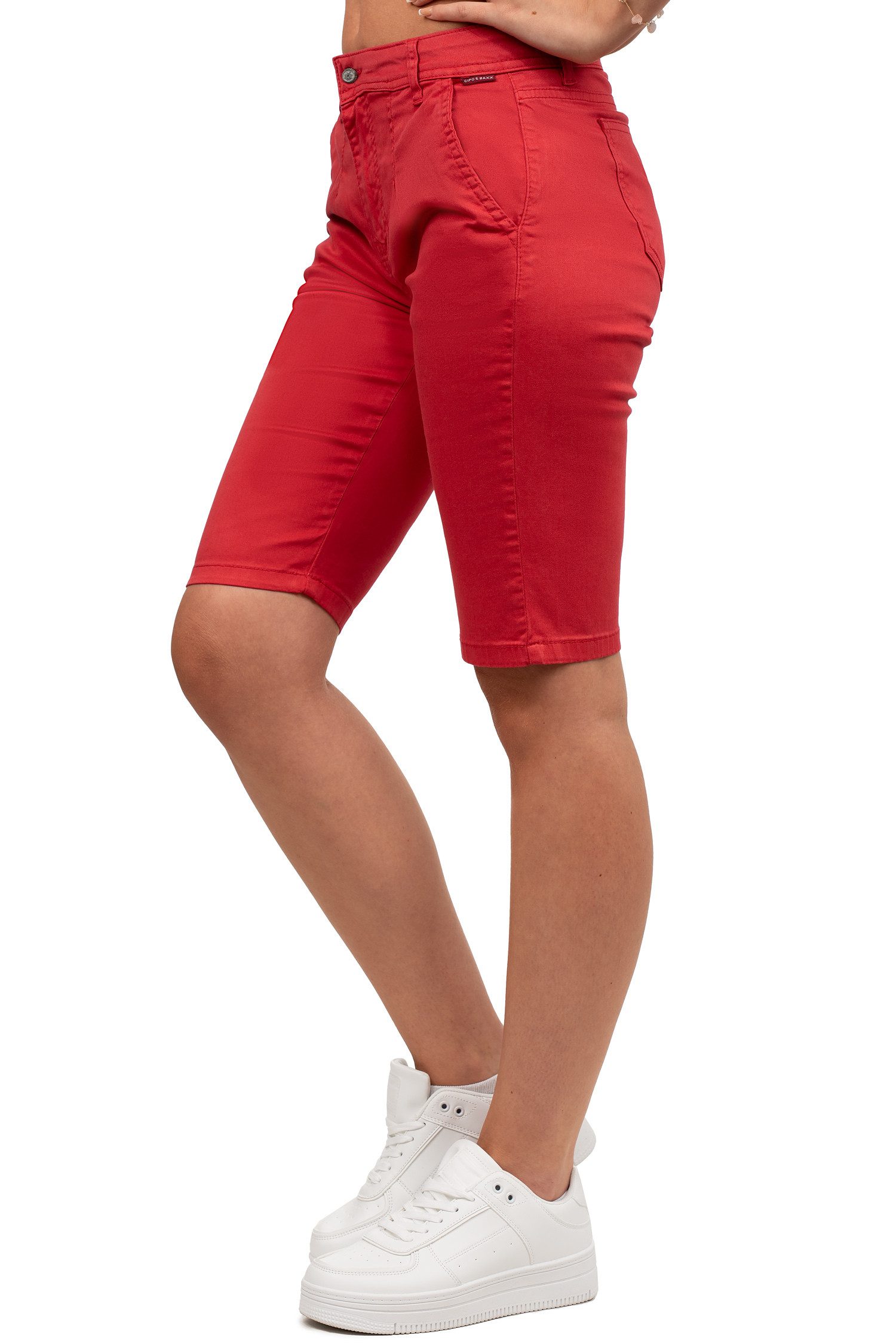 Cipo & Baxx Shorts Damen Straight Fit Capri Hose Mid Waist BA-WK186 erhältlich in trendigen Farben