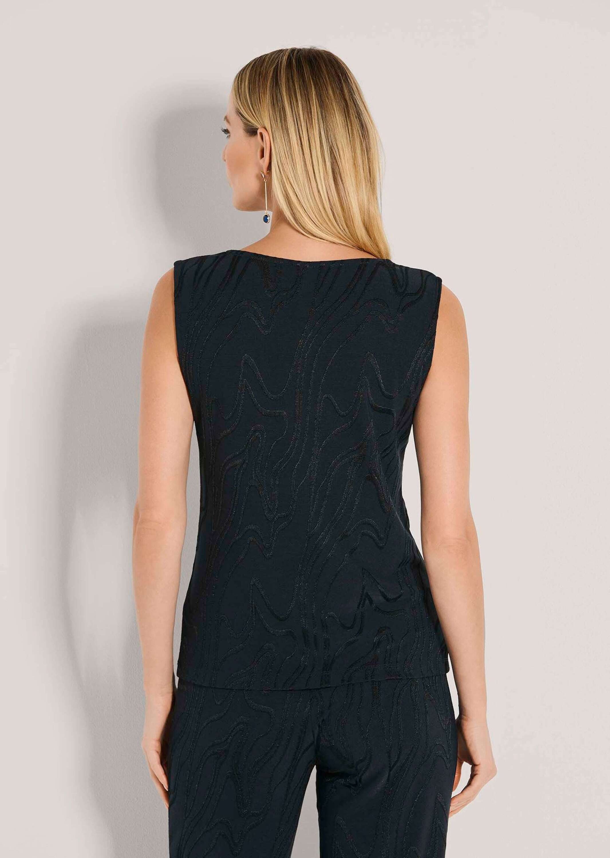 MADELEINE Shirttop Elegantes Jersey-Oberteil mit Wasserfallkragen Tailliertes Top in Animal-Jacquard, ärmellos