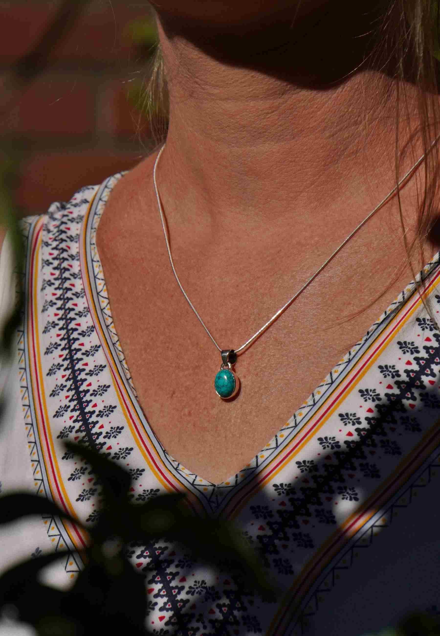 mantraroma Kette mit Anhänger SAMA oval günstig online kaufen