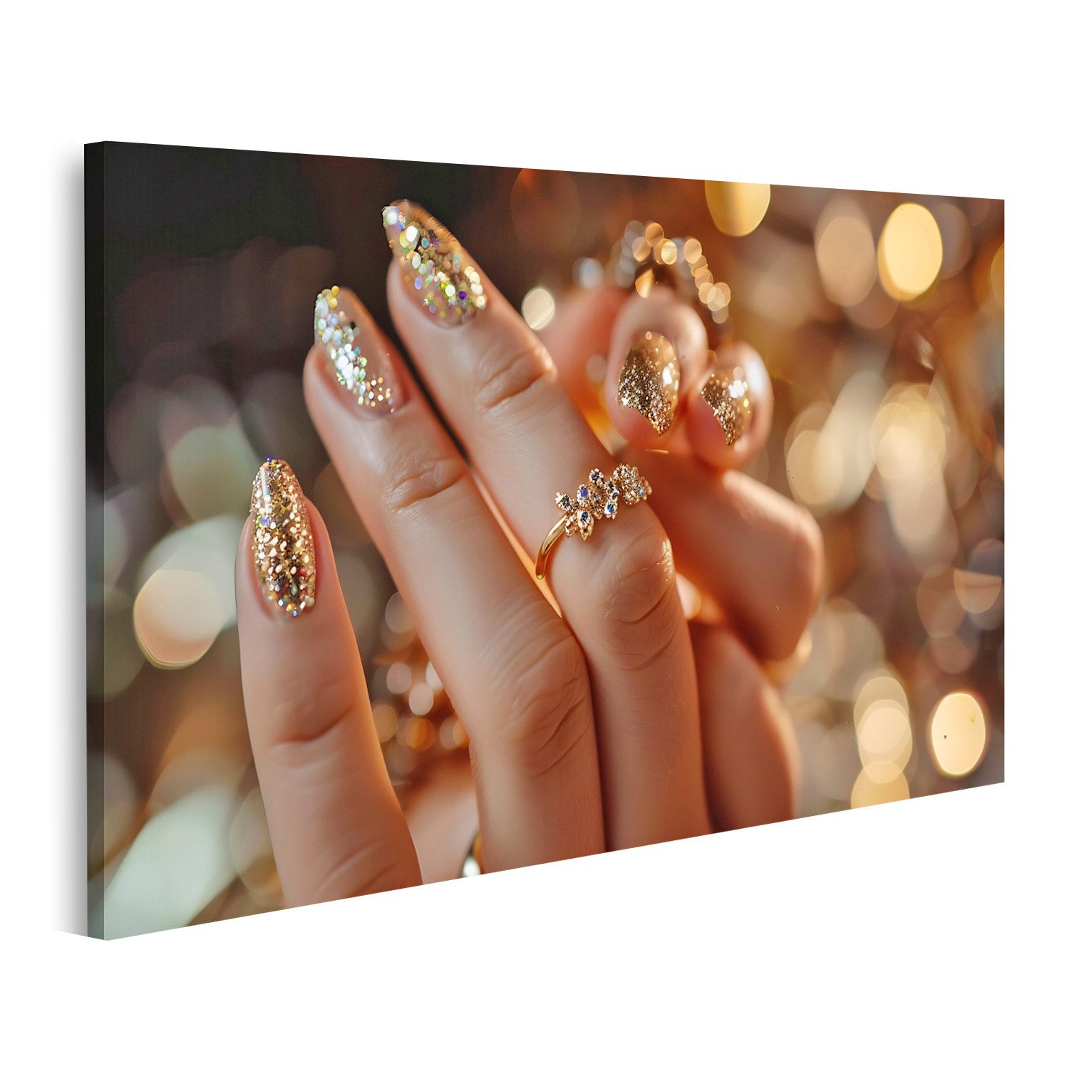 islandburner Leinwandbild Goldene Nagelkunst im Urlaubsstil mit hellen Edelsteinen und funkelnde