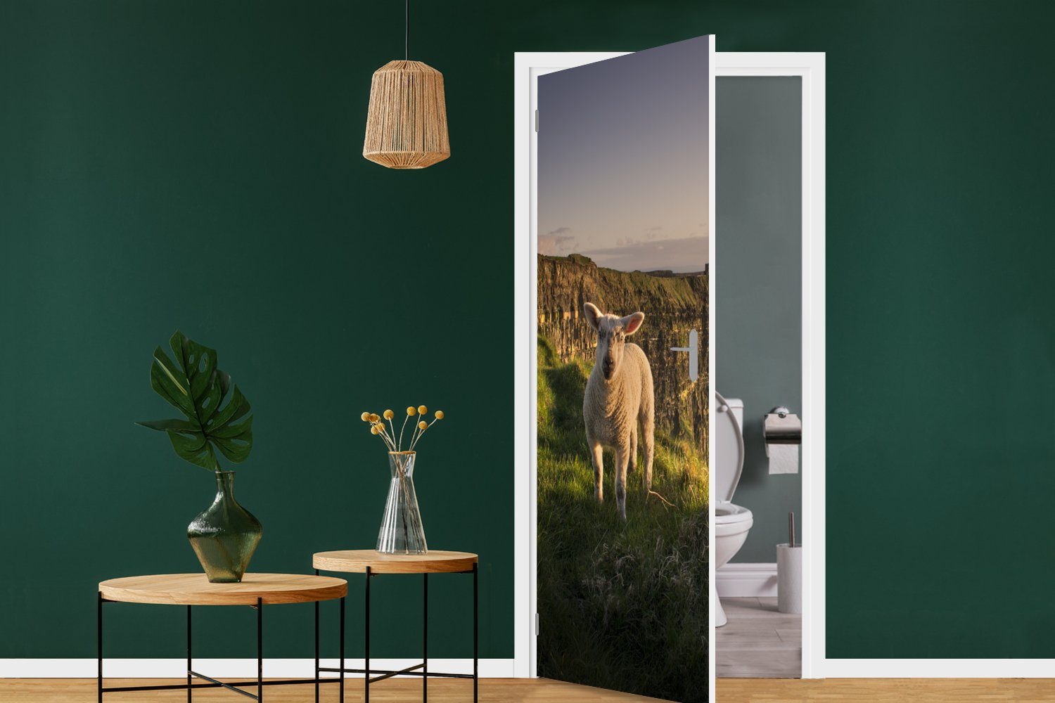Tür, Schafe für MuchoWow (1 St), bedruckt, - Fototapete Türtapete - Matt, Türaufkleber, 75x205 cm Irland, Natur