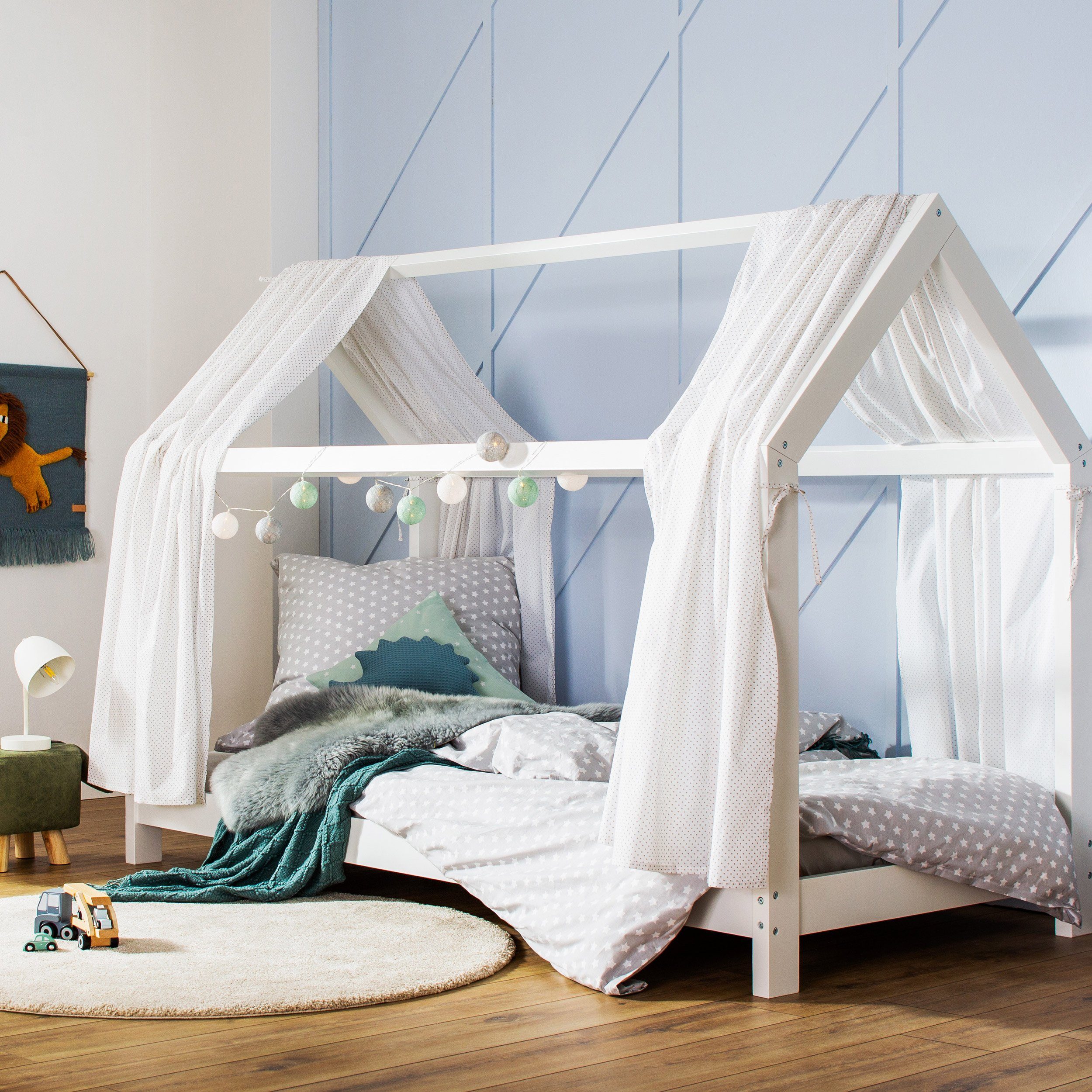 Puckdaddy GmbH Kinderbett Puckdaddy Hausbett Finn 200x90 cm Kinder Bett aus Holz in Weiß mit