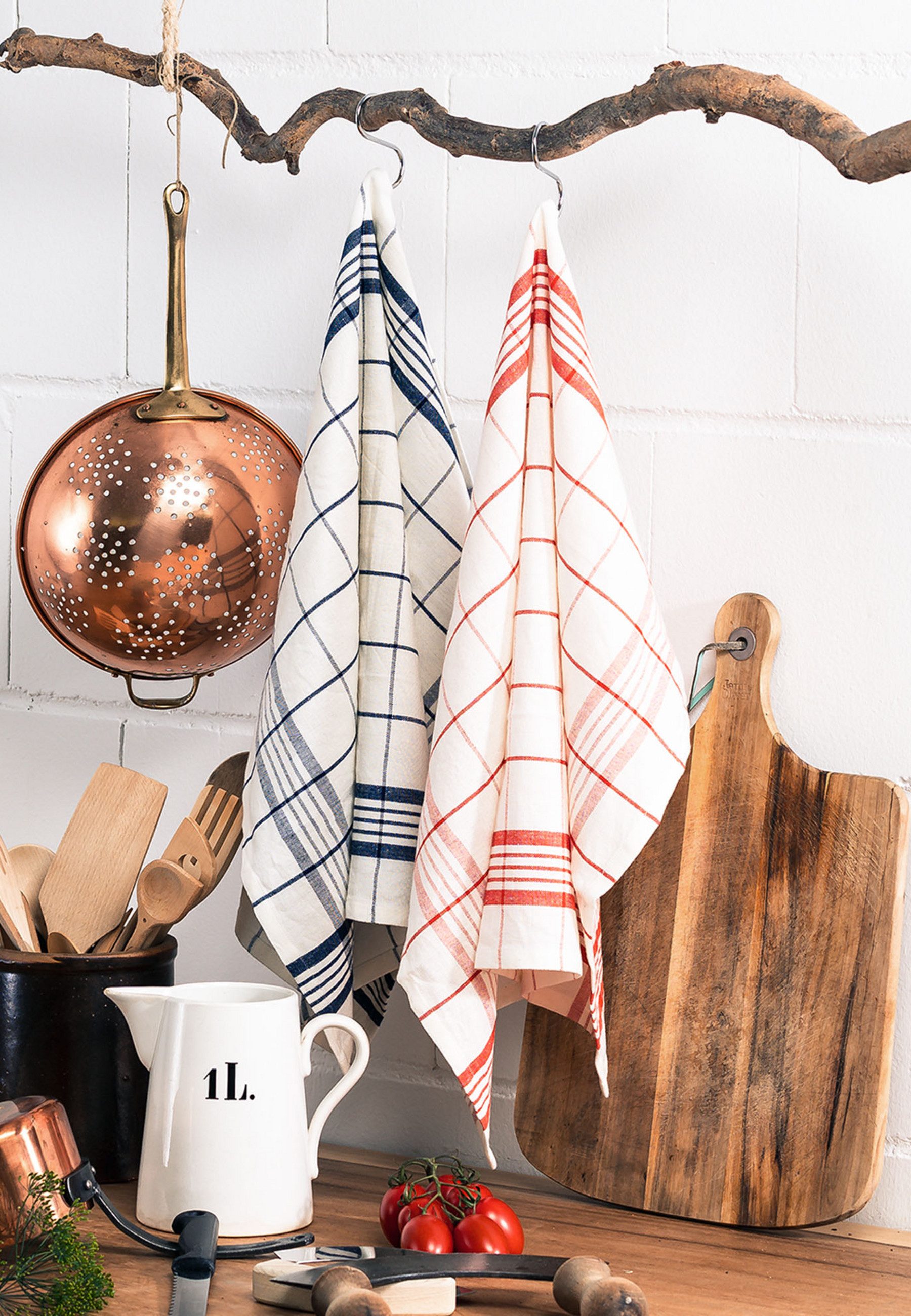 LIVING CRAFTS Geschirrtuch HELSINKI, 2er Pack, dichte gewebte Perkal-Qualität