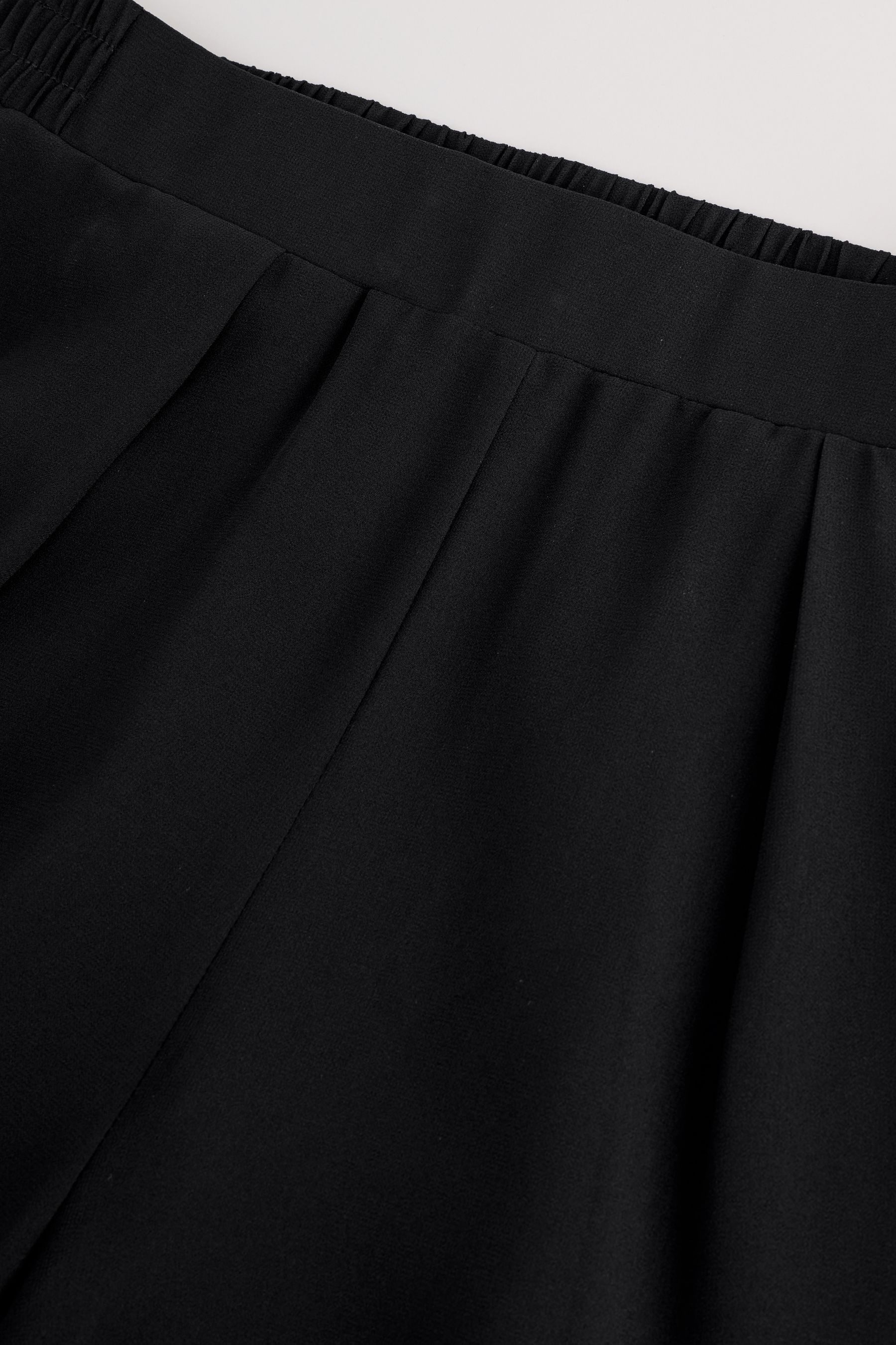 Next Dehnbund-Hose Durchsichtige weite Hose mit Untershorts (1-tlg)