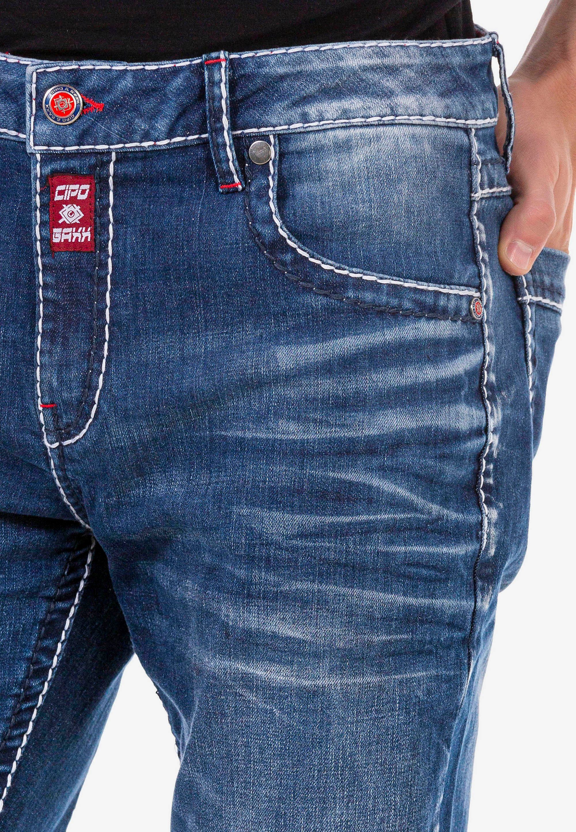 Cipo 5-Pocket-Style & im Straight-Jeans Baxx klassischen