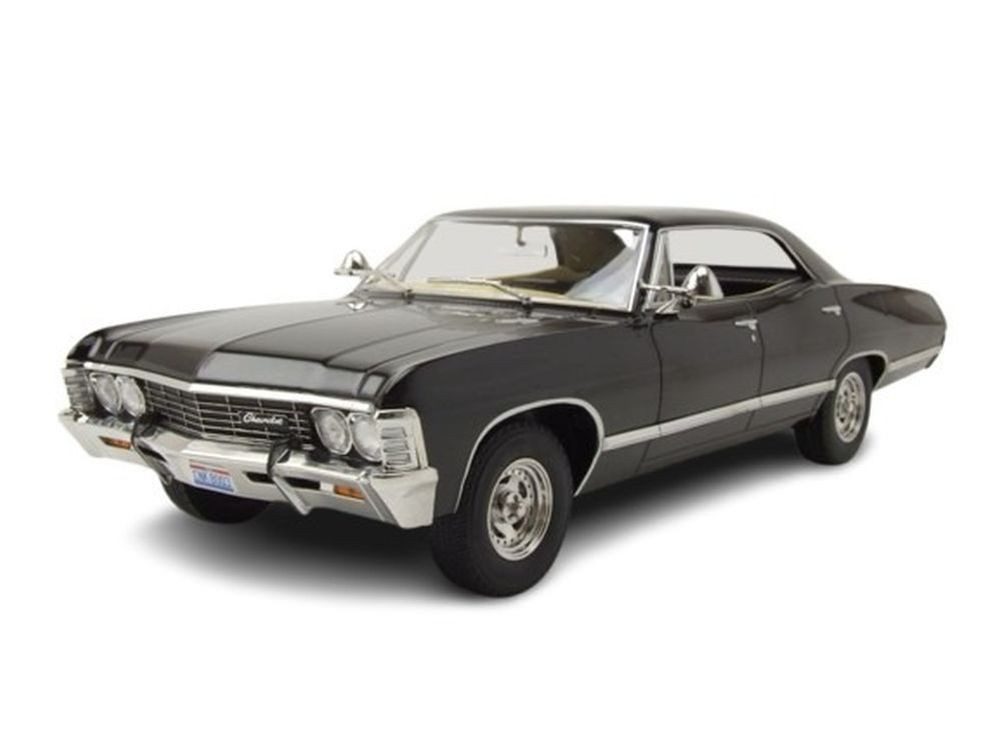 MCG Modellauto Chevrolet Impala 1967 schwarz, Maßstab 1:18